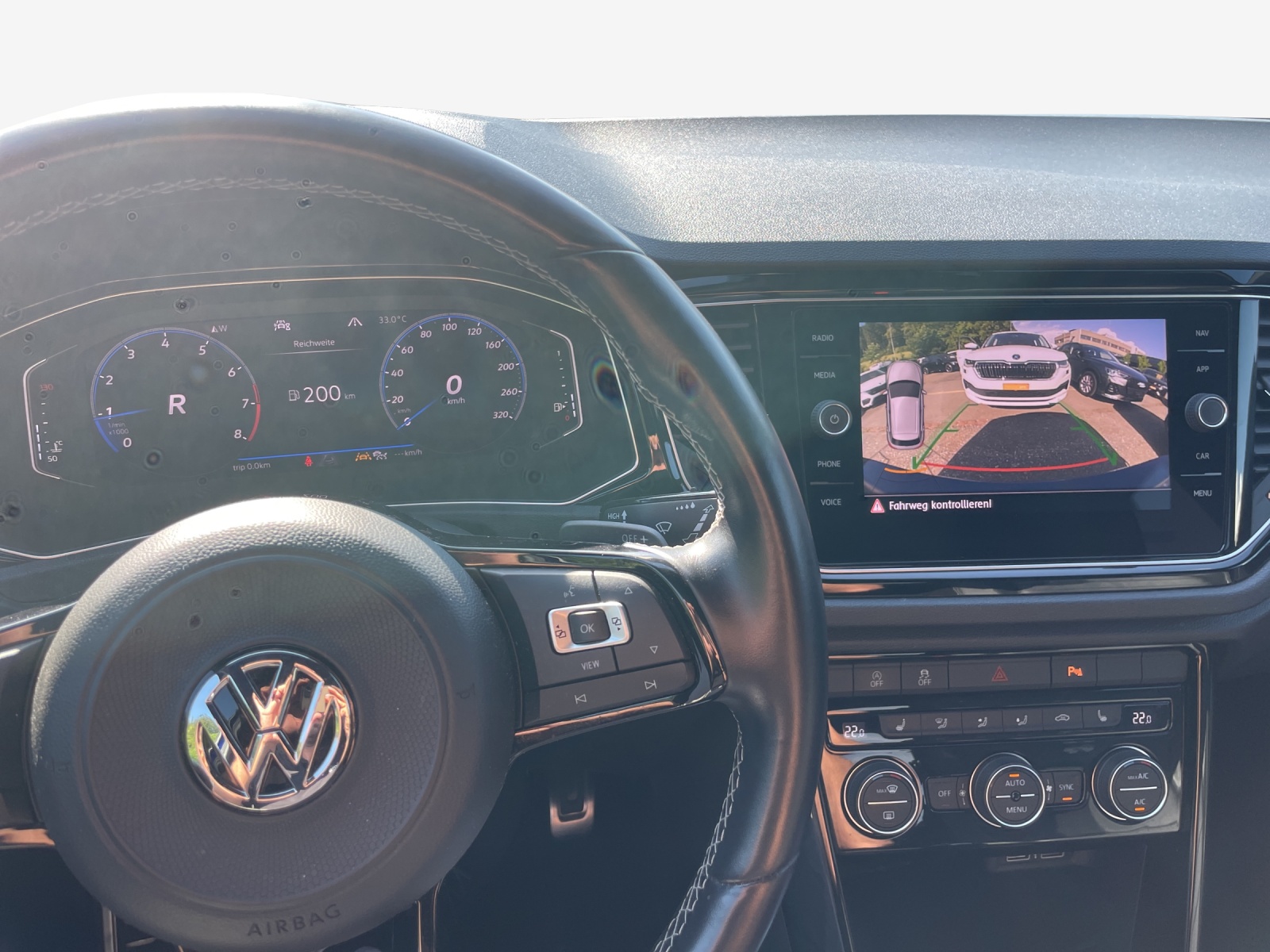 VW T-Roc 2.0 TSI R DSG 4Motion-image-8