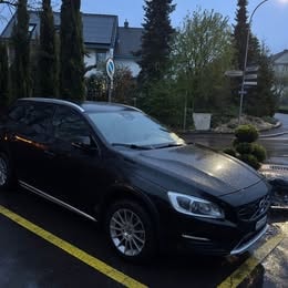 VOLVO V60 Cross Country D3 Momentum Geartronic
