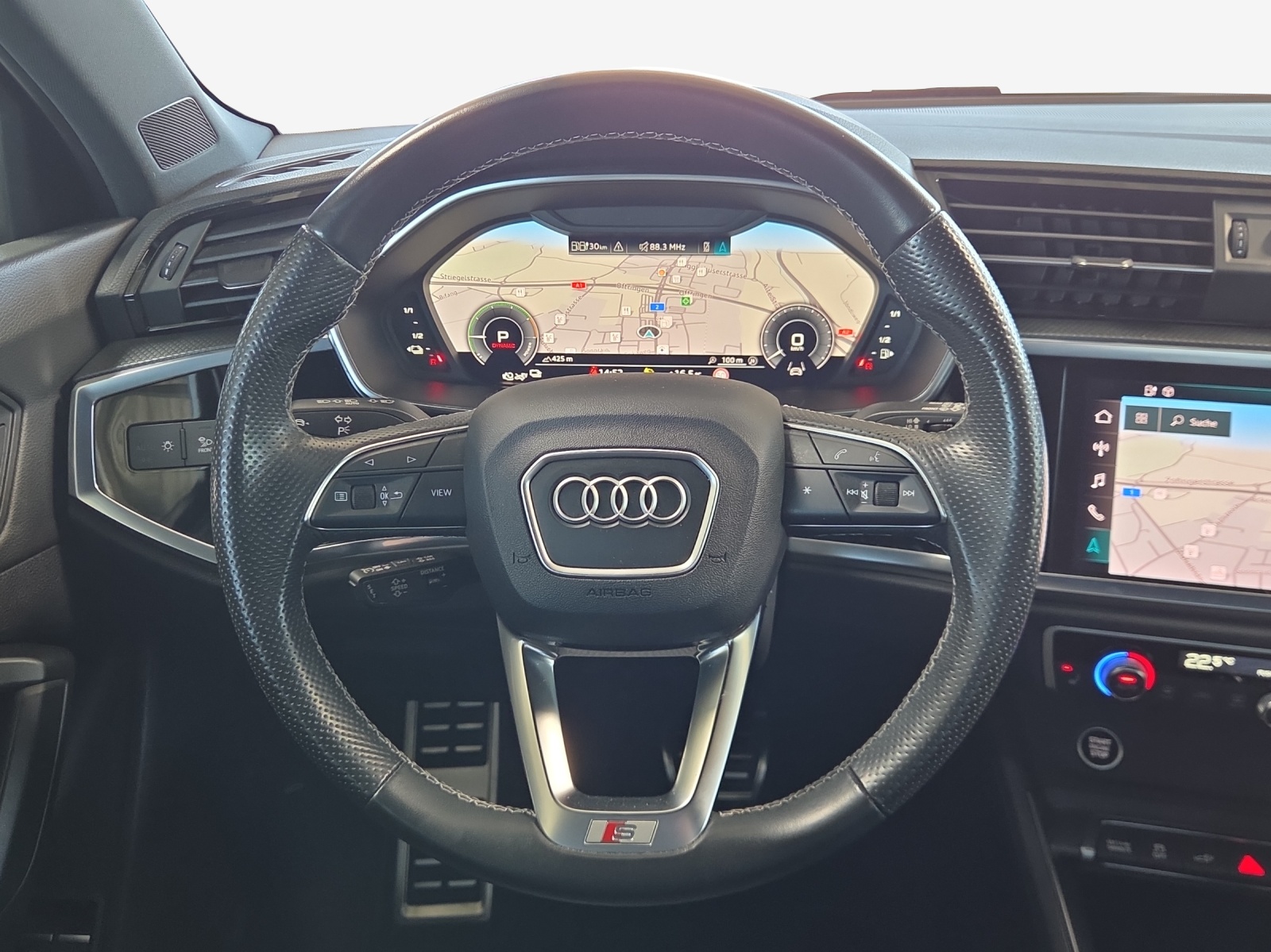 AUDI Q3 Sportback 45 TFSI e S line Attraction S-tronic-image-9