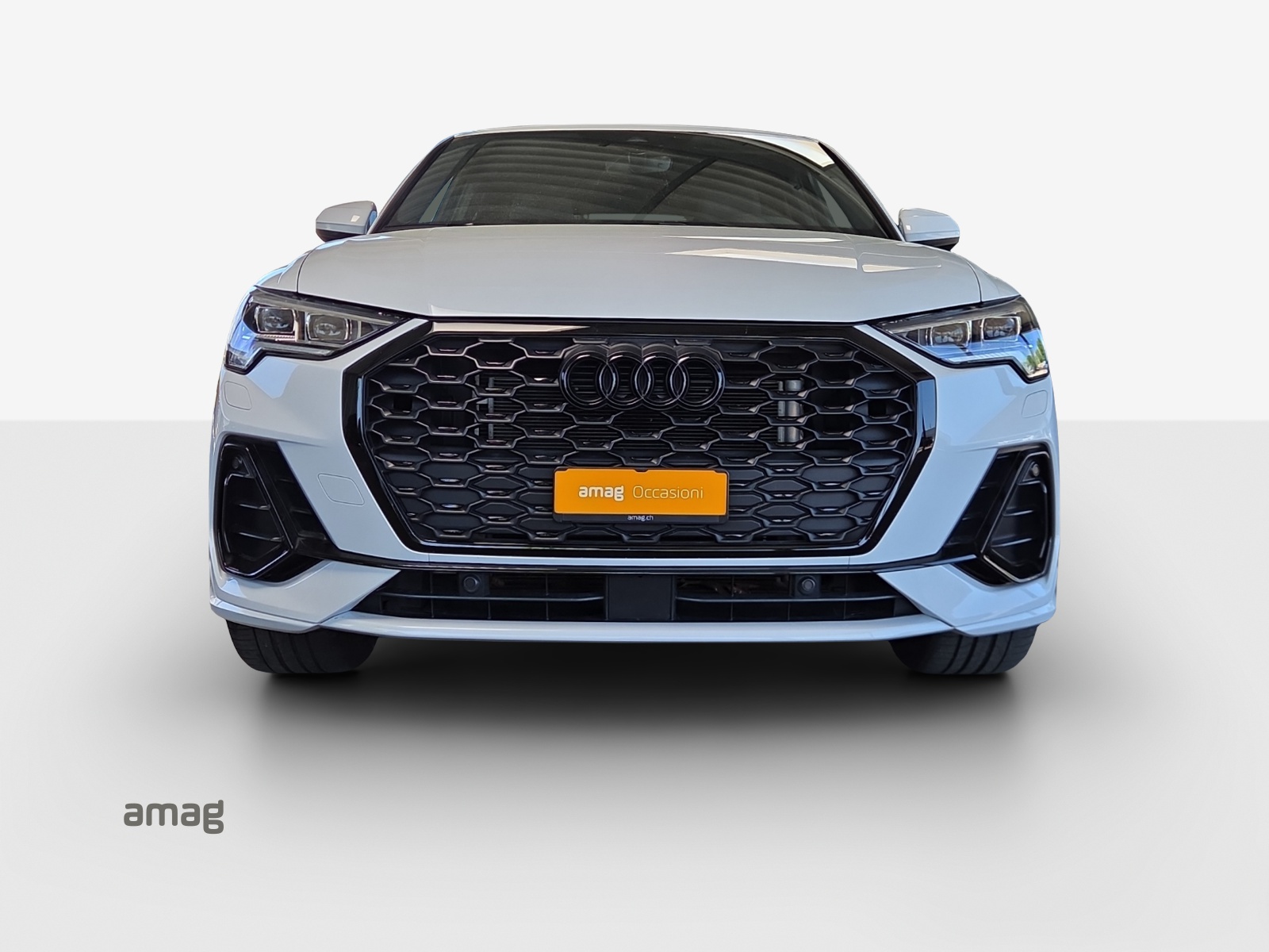 AUDI Q3 Sportback 45 TFSI e S line Attraction S-tronic-image-6