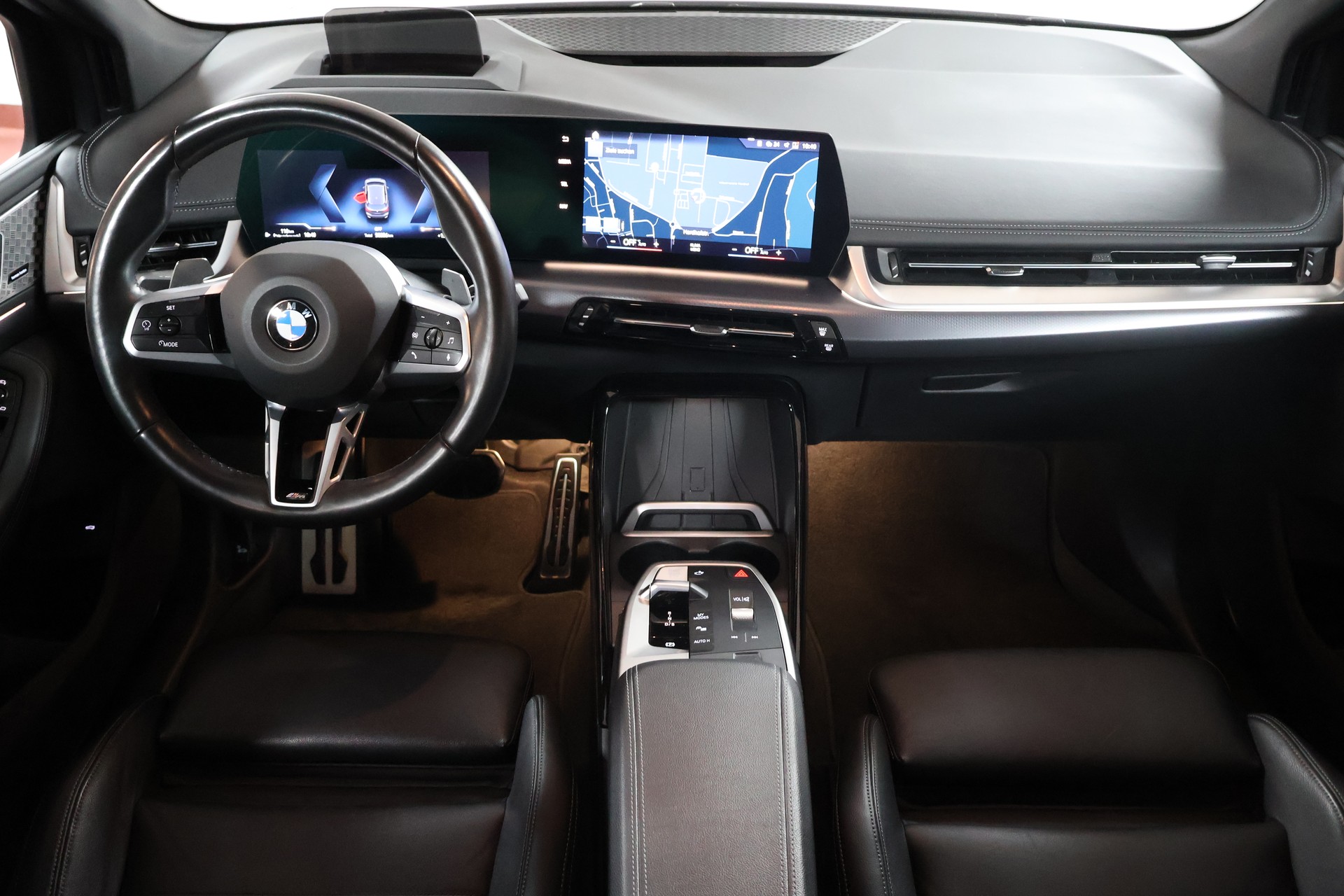 BMW 218i Active Tourer M Sport DKG-image-10