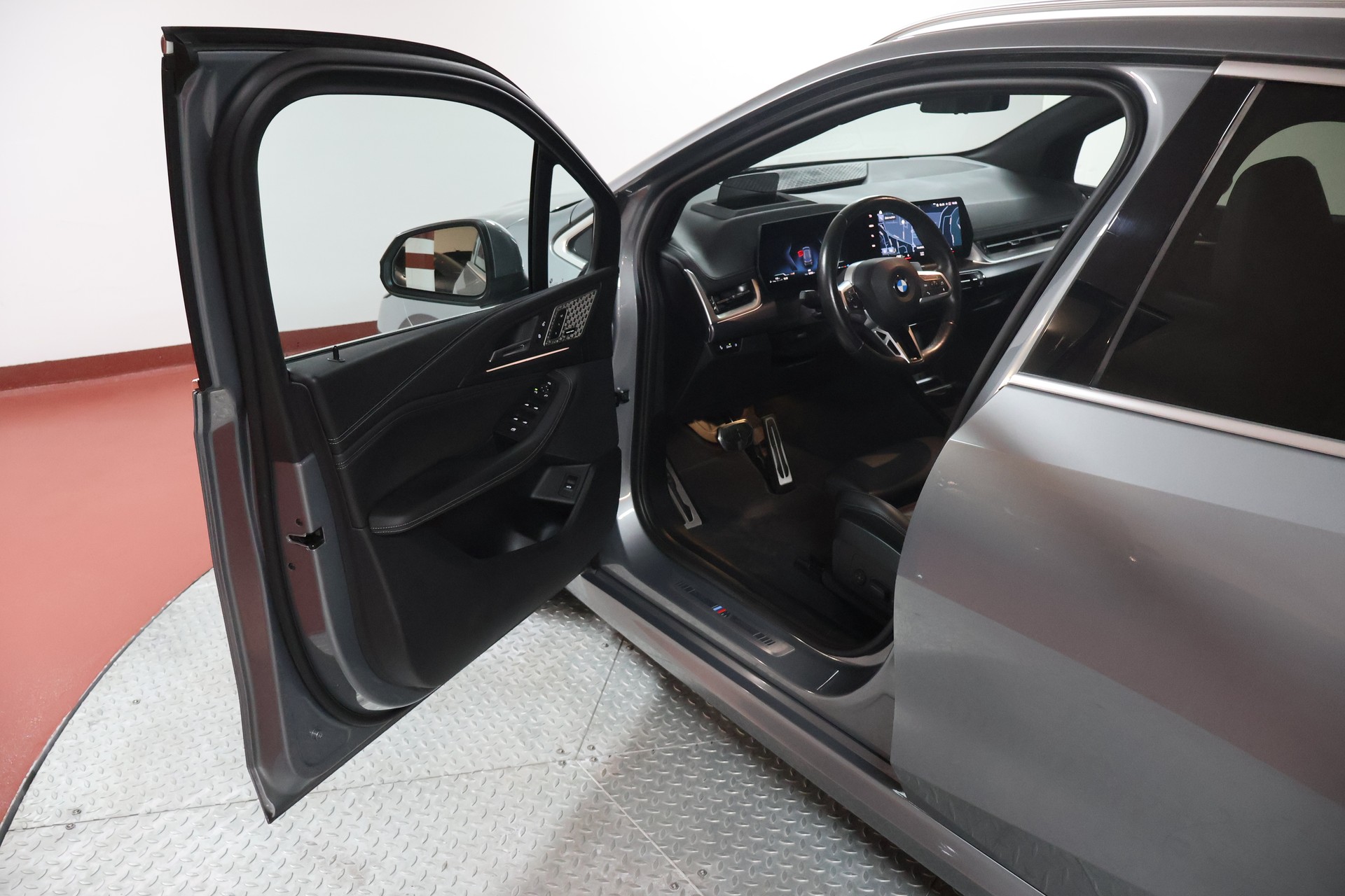 BMW 218i Active Tourer M Sport DKG-image-5