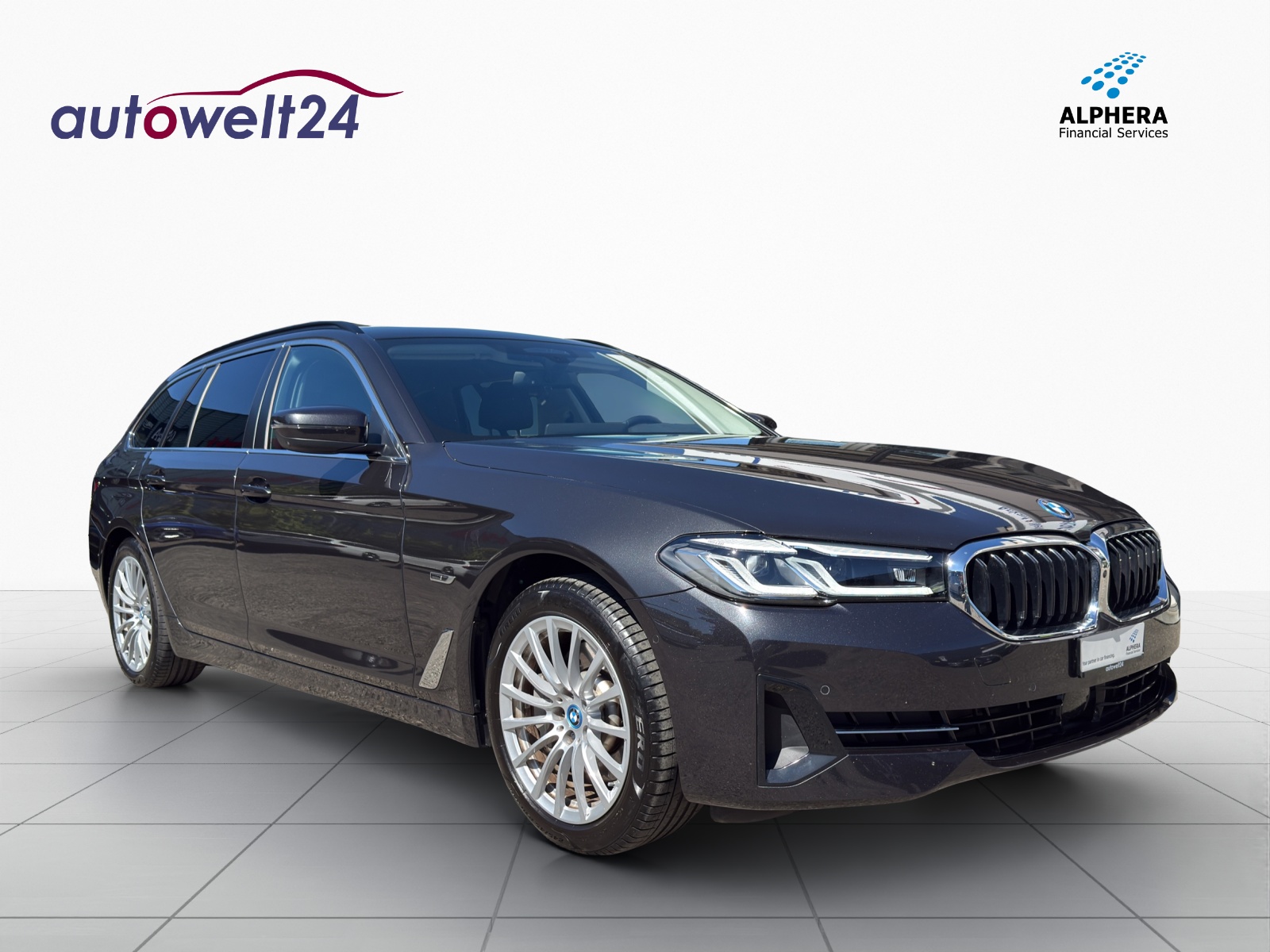 BMW 530e xDrive Touring Steptronic-image-3