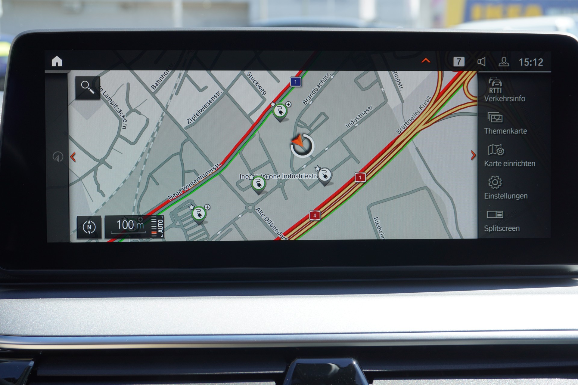 BMW 530e xDrive Touring Steptronic-image-24
