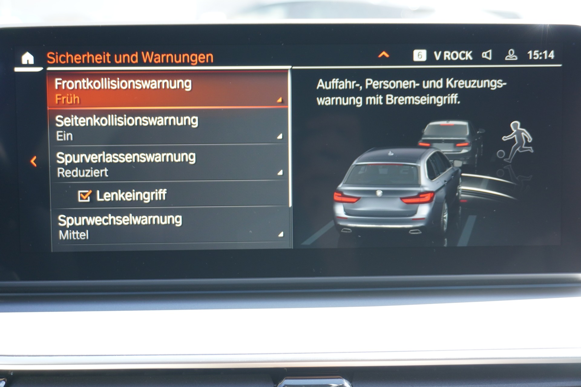 BMW 530e xDrive Touring Steptronic-image-30