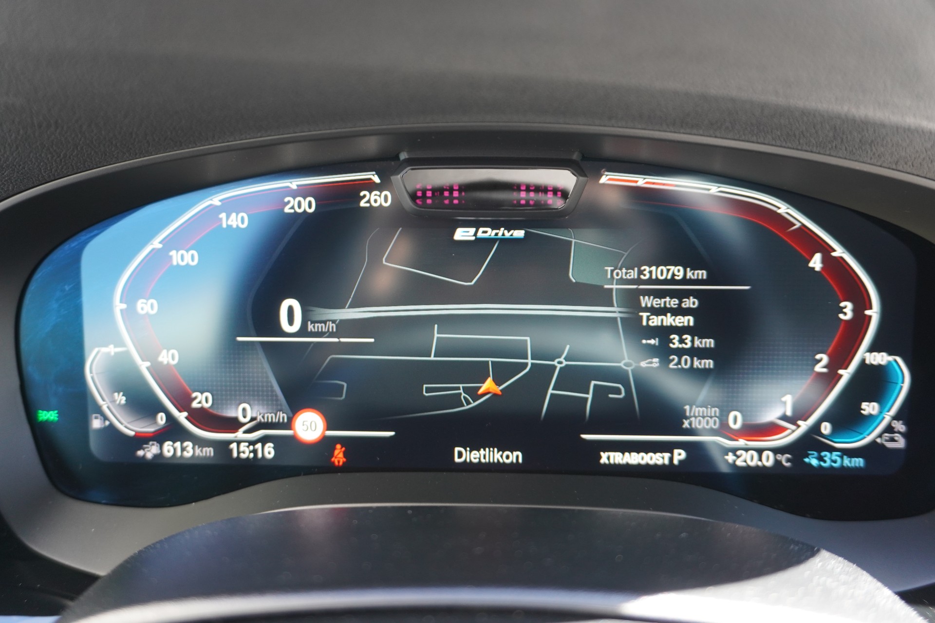 BMW 530e xDrive Touring Steptronic-image-43