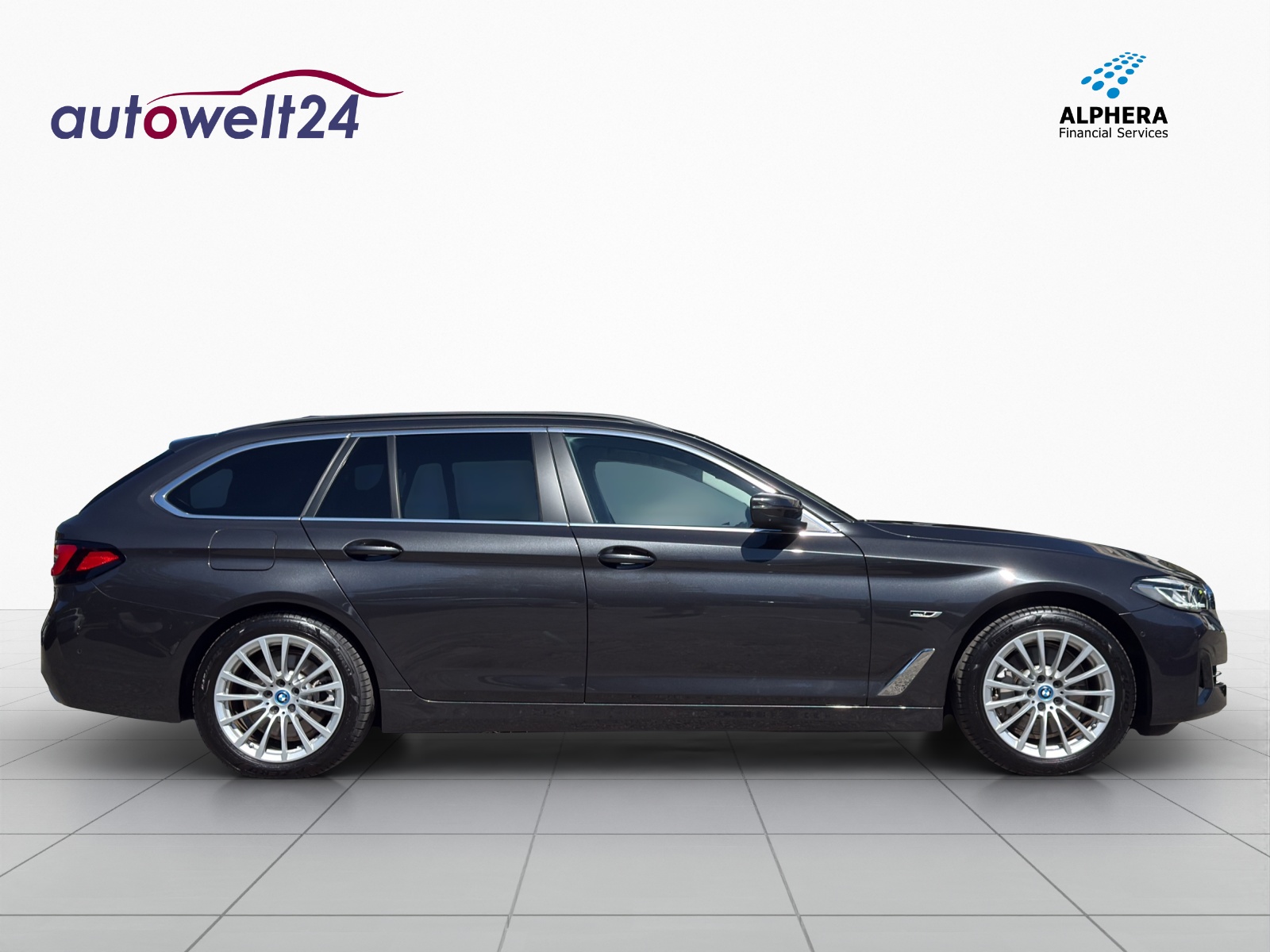 BMW 530e xDrive Touring Steptronic-image-4