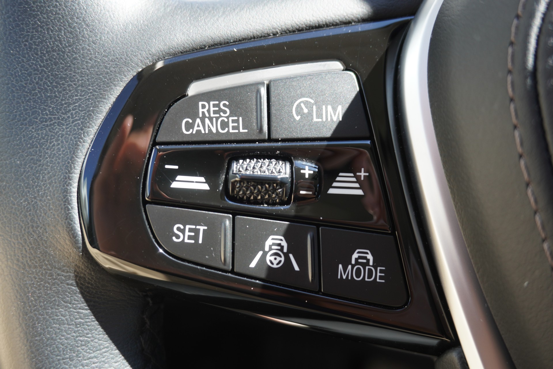 BMW 530e xDrive Touring Steptronic-image-46
