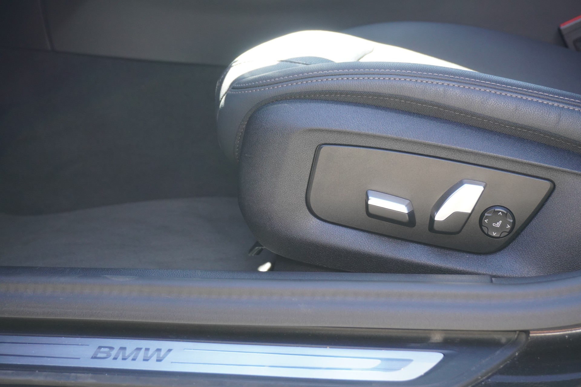 BMW 530e xDrive Touring Steptronic-image-52