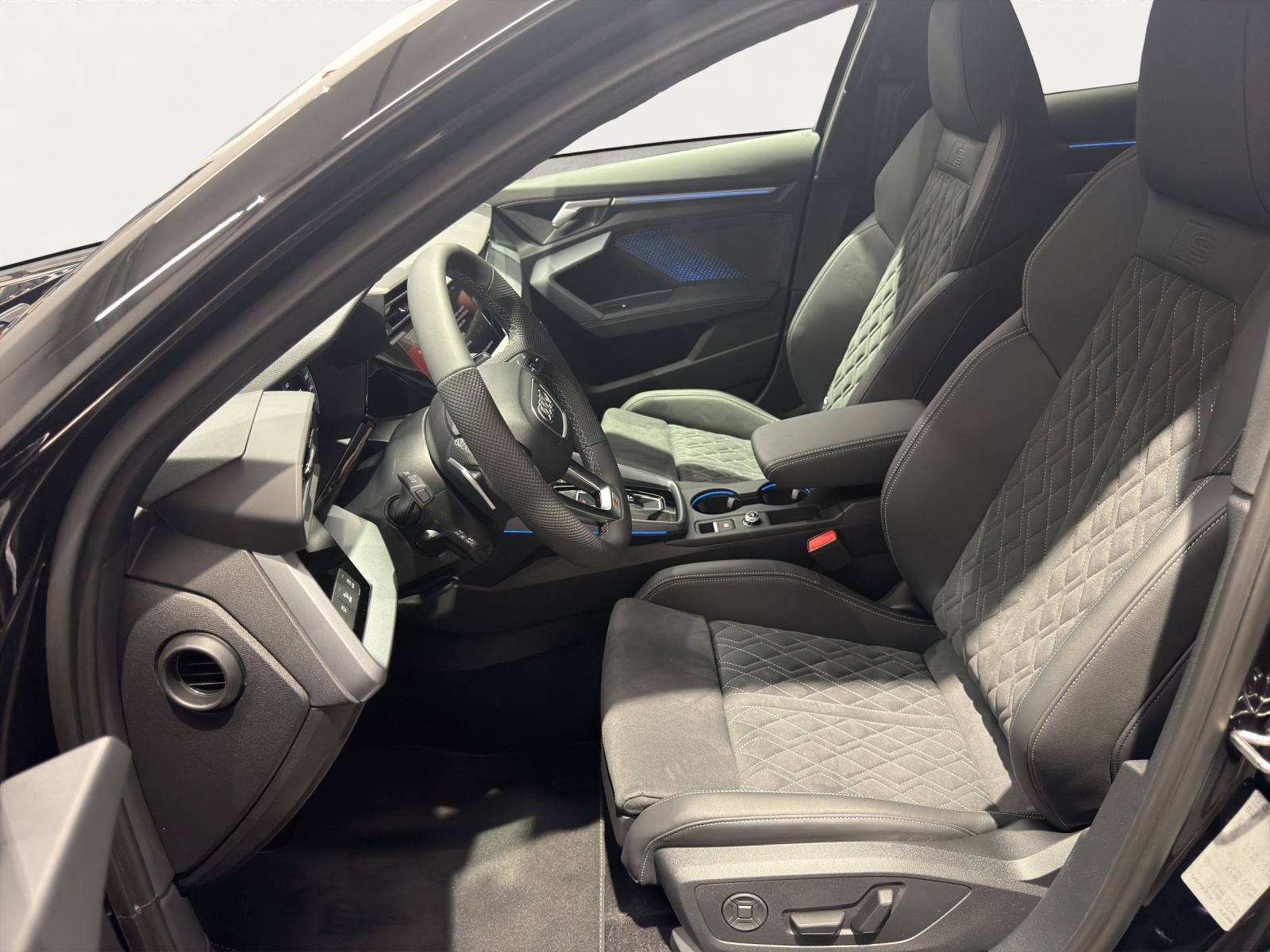 AUDI A3 Sportback TFSI 150 kW advanced 204PS-image-4