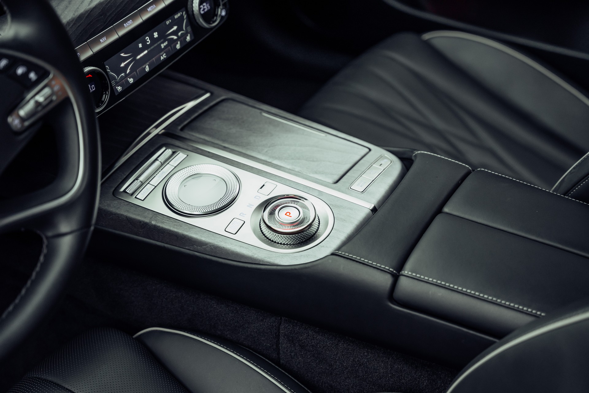 GENESIS G80 Electrificed Luxury 87,2kWh AWD-image-10