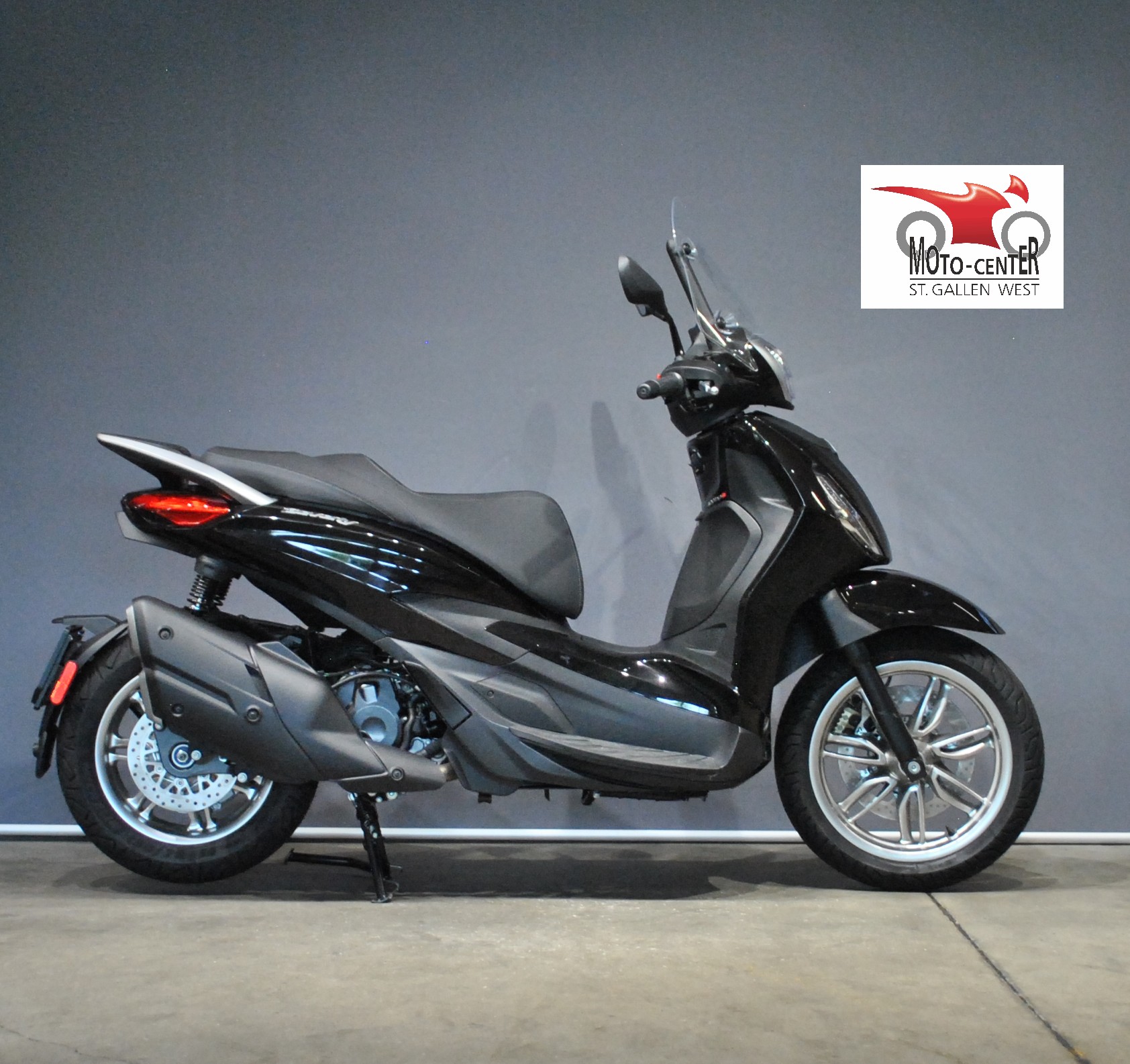 PIAGGIO Beverly 400 Sport E5+-showroom-element-1