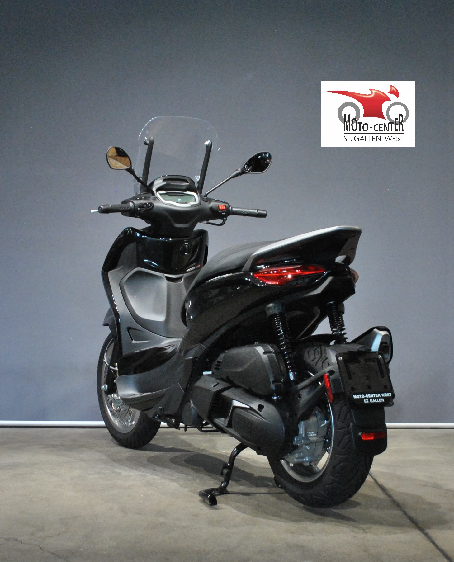PIAGGIO Beverly 400 Sport E5+-showroom-element-3