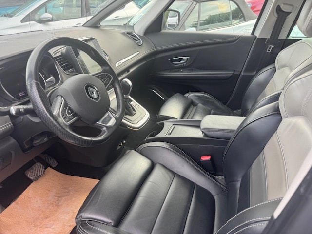 RENAULT Grand Scénic 1.3 16V Turbo Initiale Paris EDC-image-5