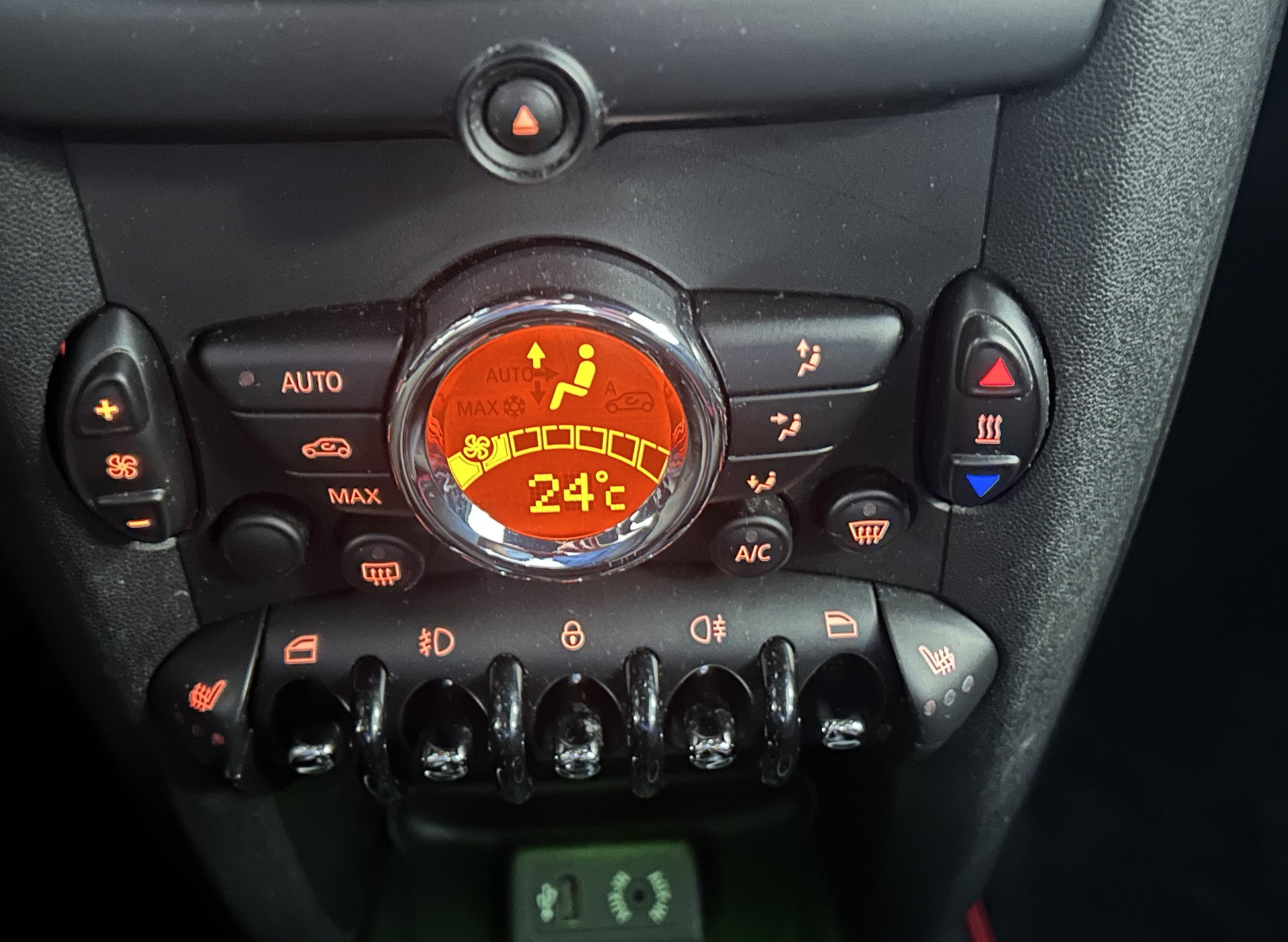 MINI R56 1.6i John Cooper Works GP-image-15