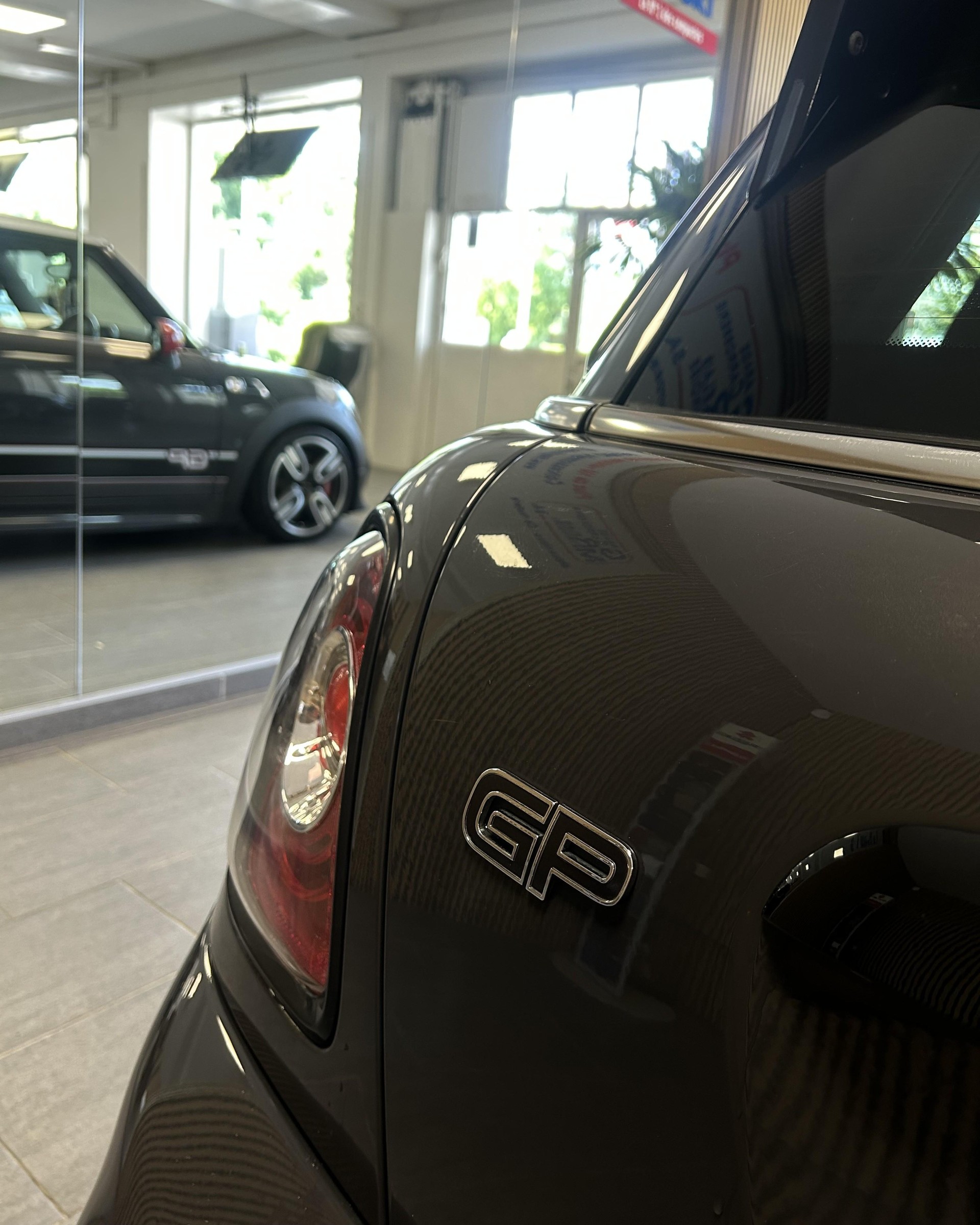 MINI R56 1.6i John Cooper Works GP-image-9