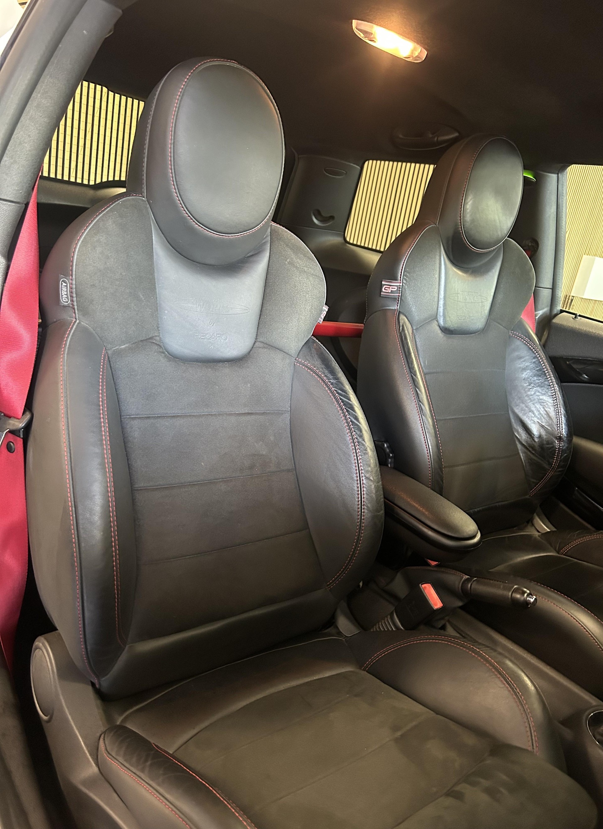 MINI R56 1.6i John Cooper Works GP-image-17