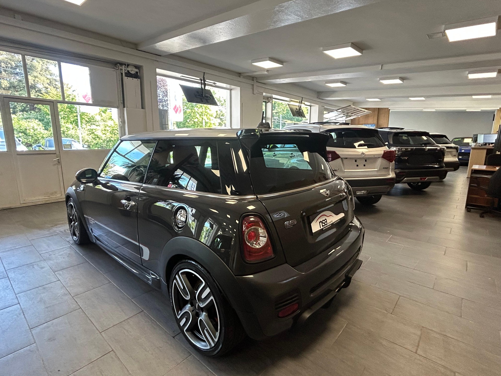 MINI R56 1.6i John Cooper Works GP-image-4