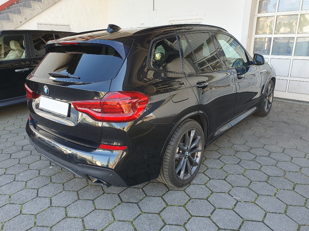 BMW X3 M40d Steptronic-showroom-element-2