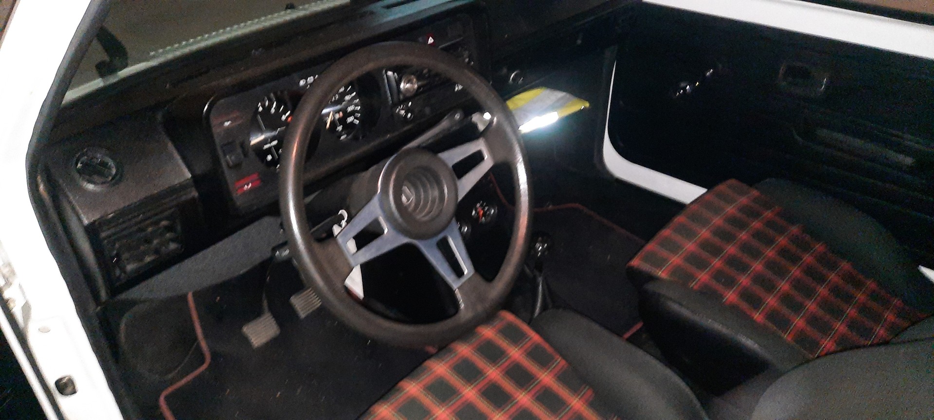 VW GTI-image-4