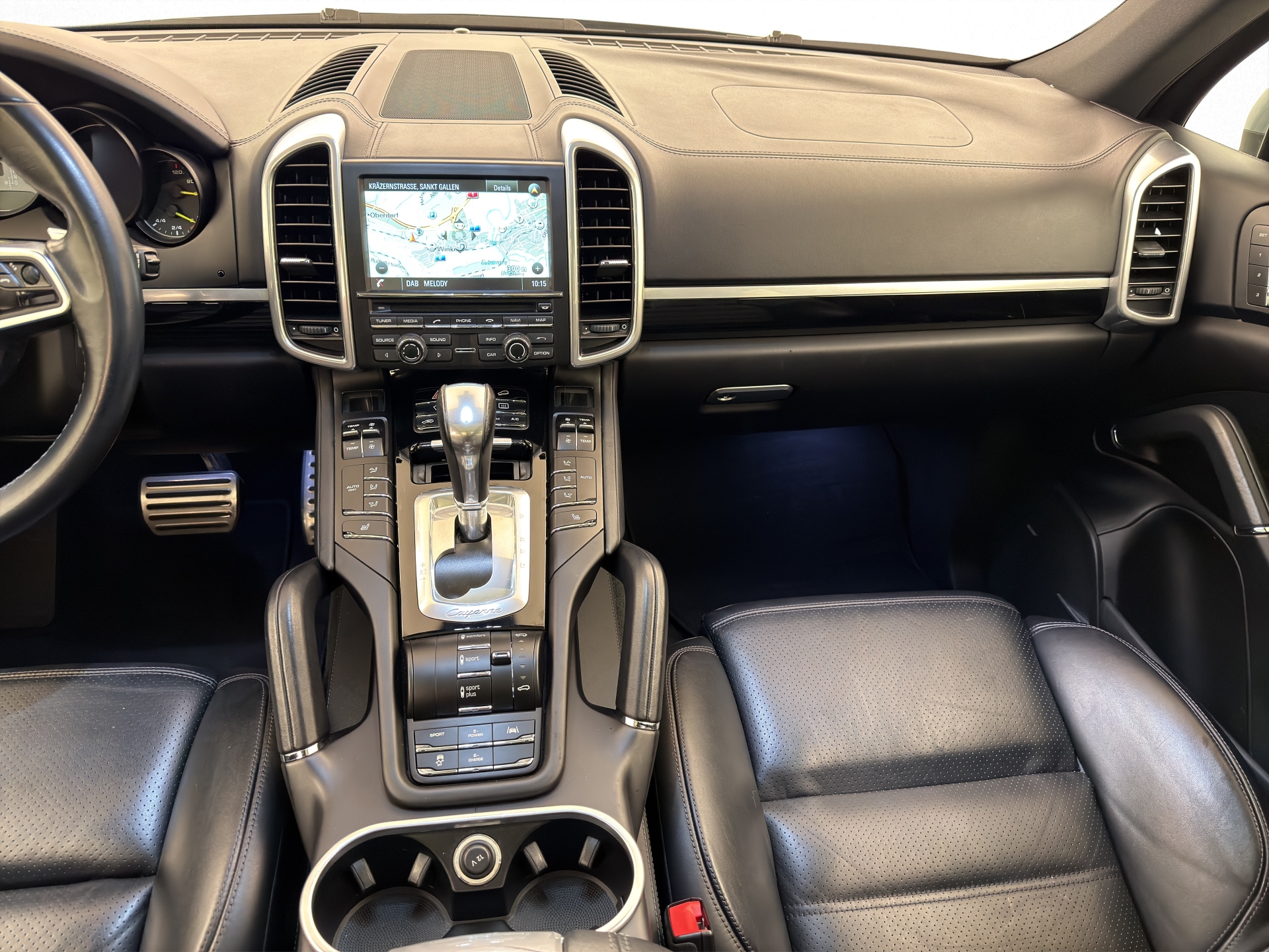 PORSCHE Cayenne 3.0 V6 S E-Hybrid-image-15