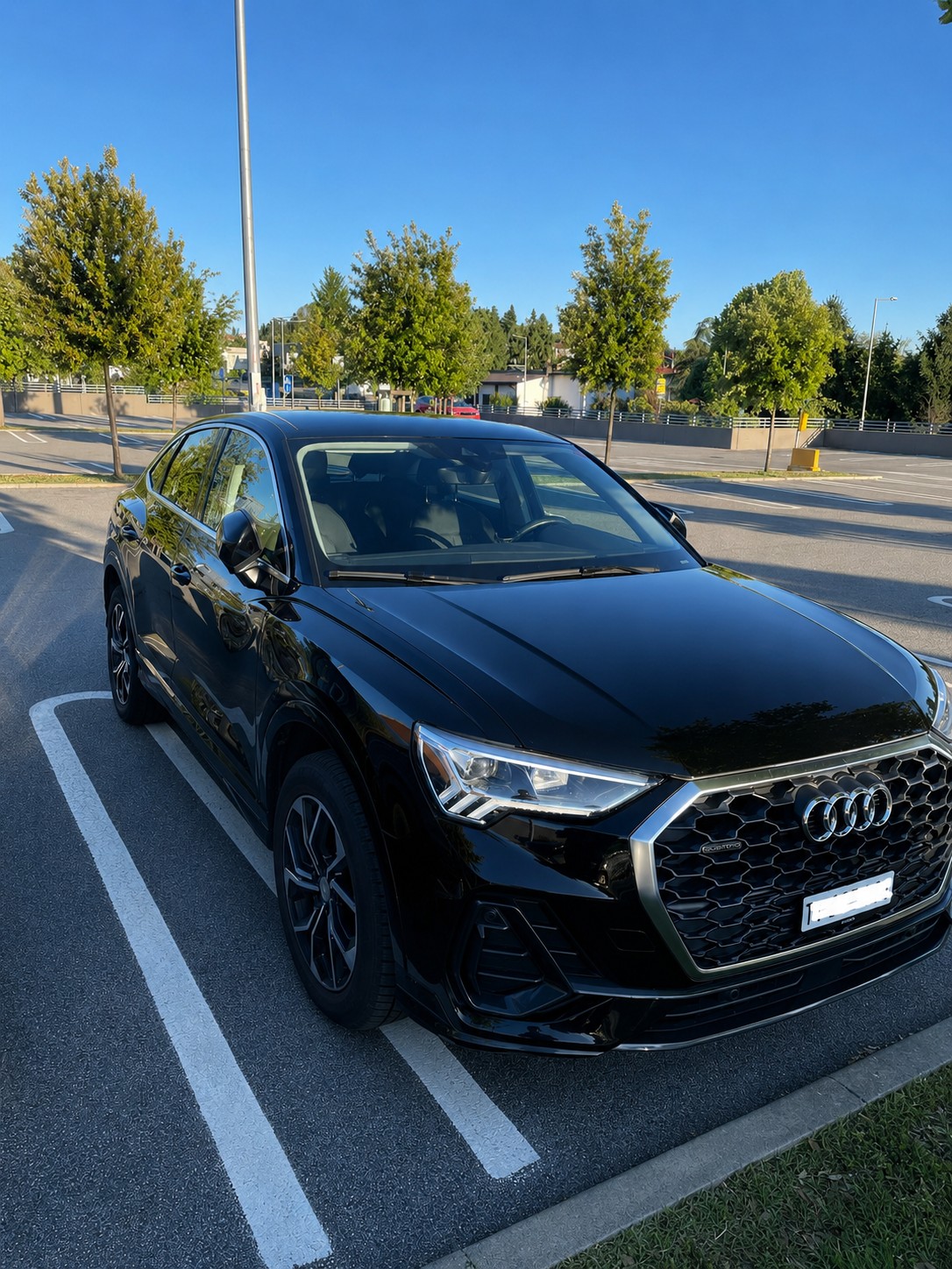 AUDI 2.0 40 TFSI quattro S-Tronic-image-4
