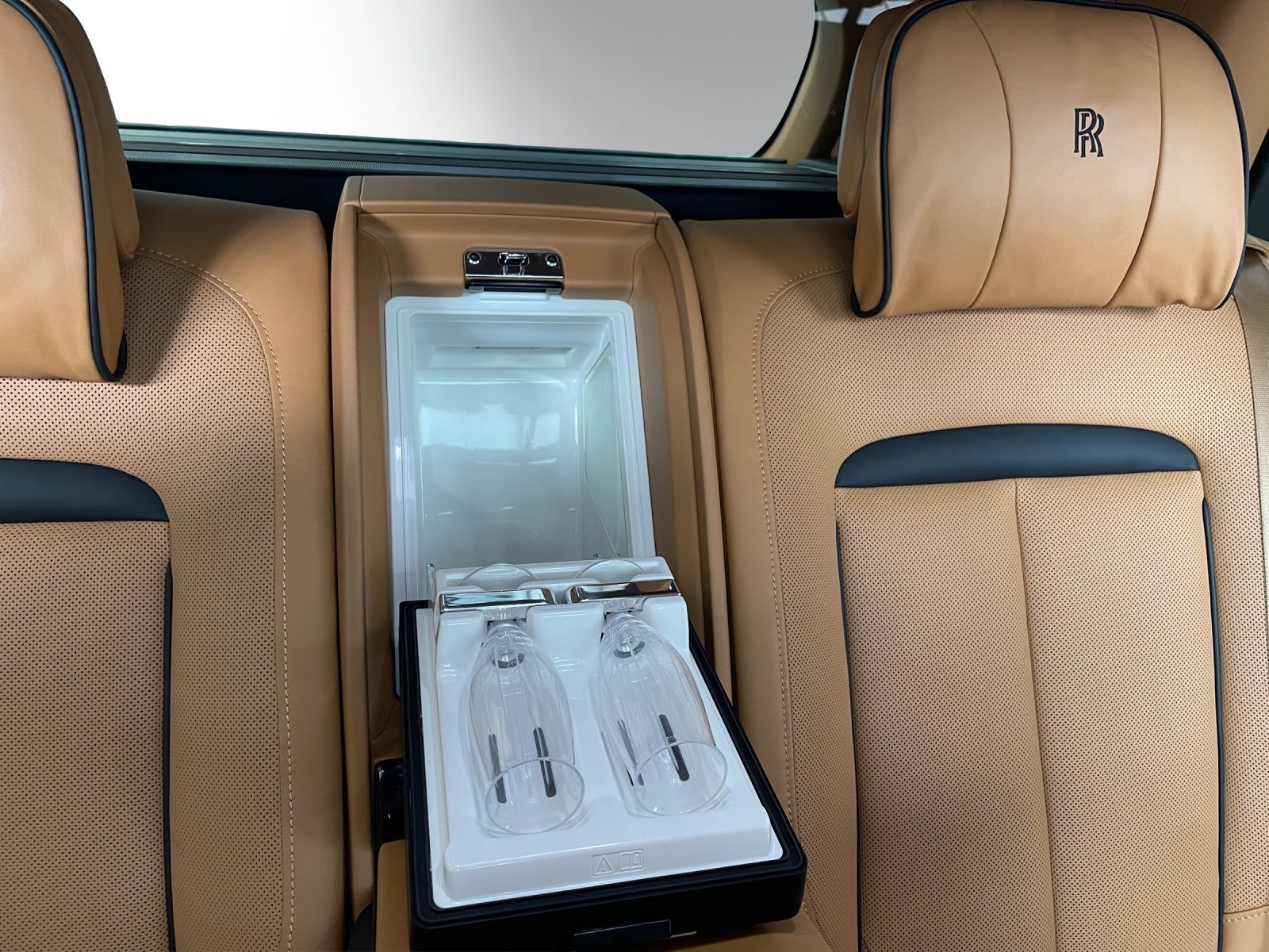 ROLLS-ROYCE CULLINAN KEYVANY HAYULA 6.7 V12-image-21