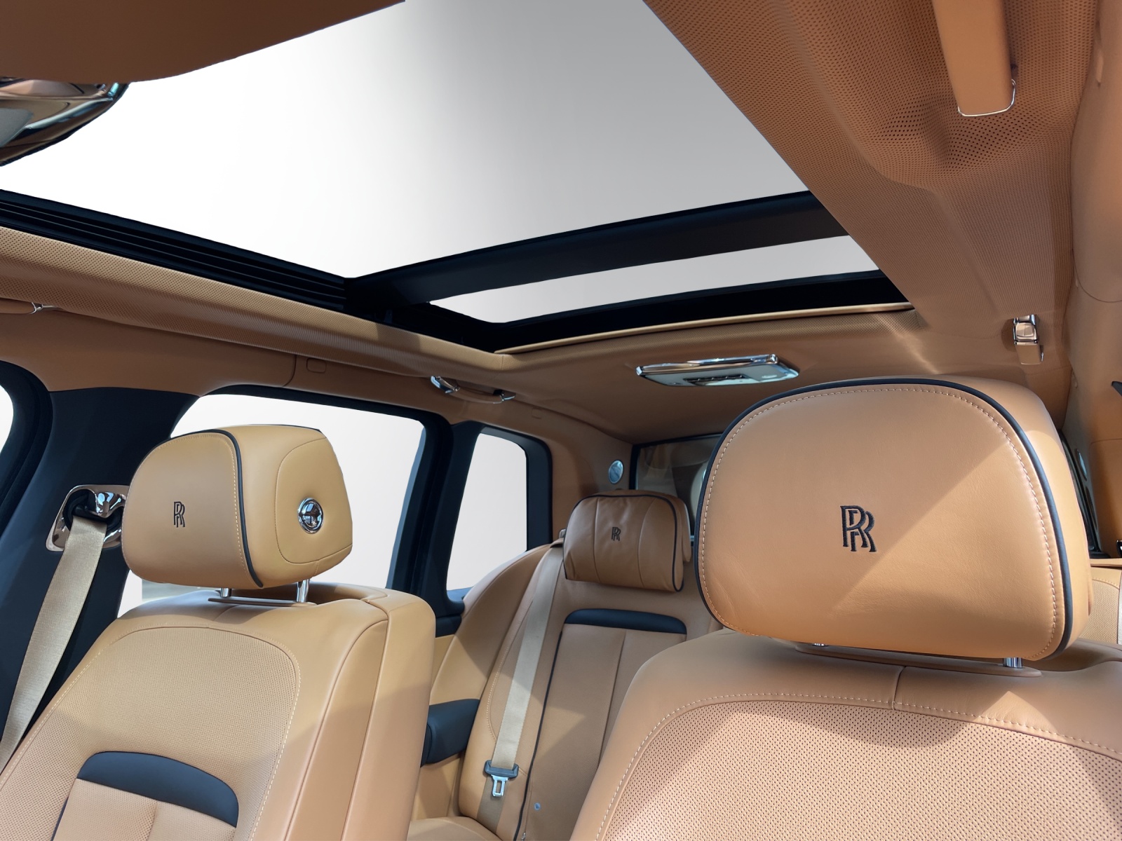ROLLS-ROYCE CULLINAN KEYVANY HAYULA 6.7 V12-image-14