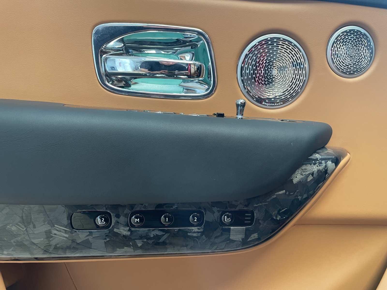 ROLLS-ROYCE CULLINAN KEYVANY HAYULA 6.7 V12-image-25