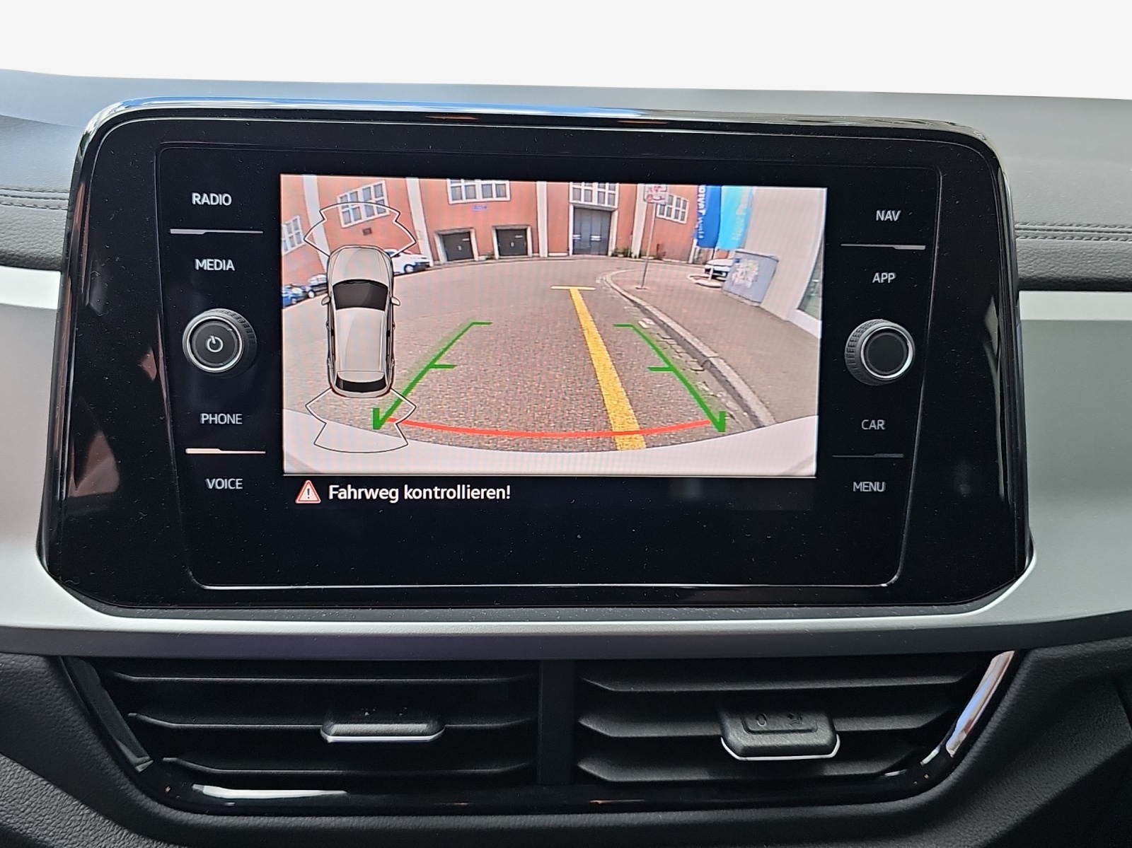 VW T-Roc 1.5 TSI EVO Life DSG-image-10