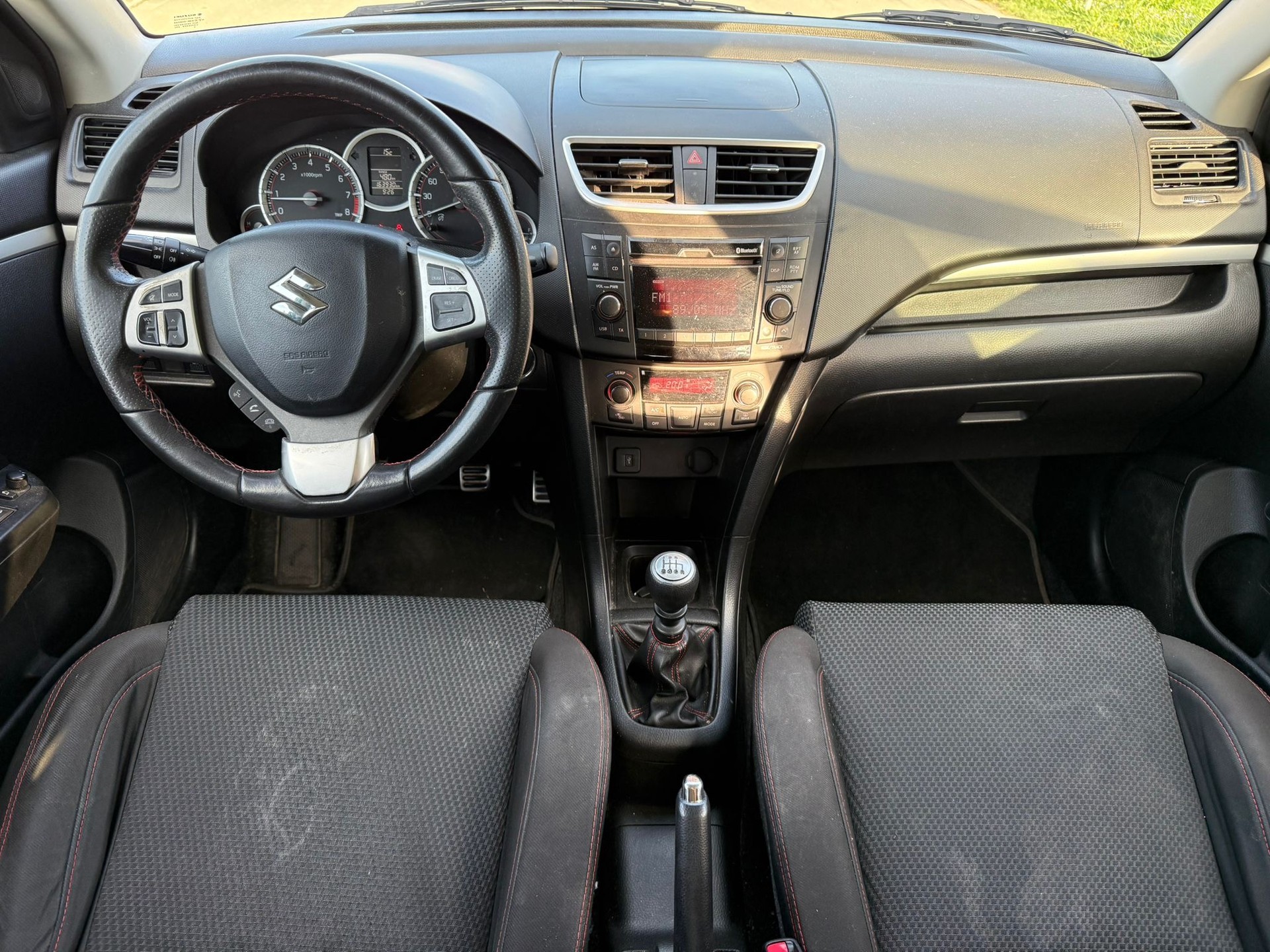 SUZUKI Swift 1.6i 16V Sport Compact Top-image-8
