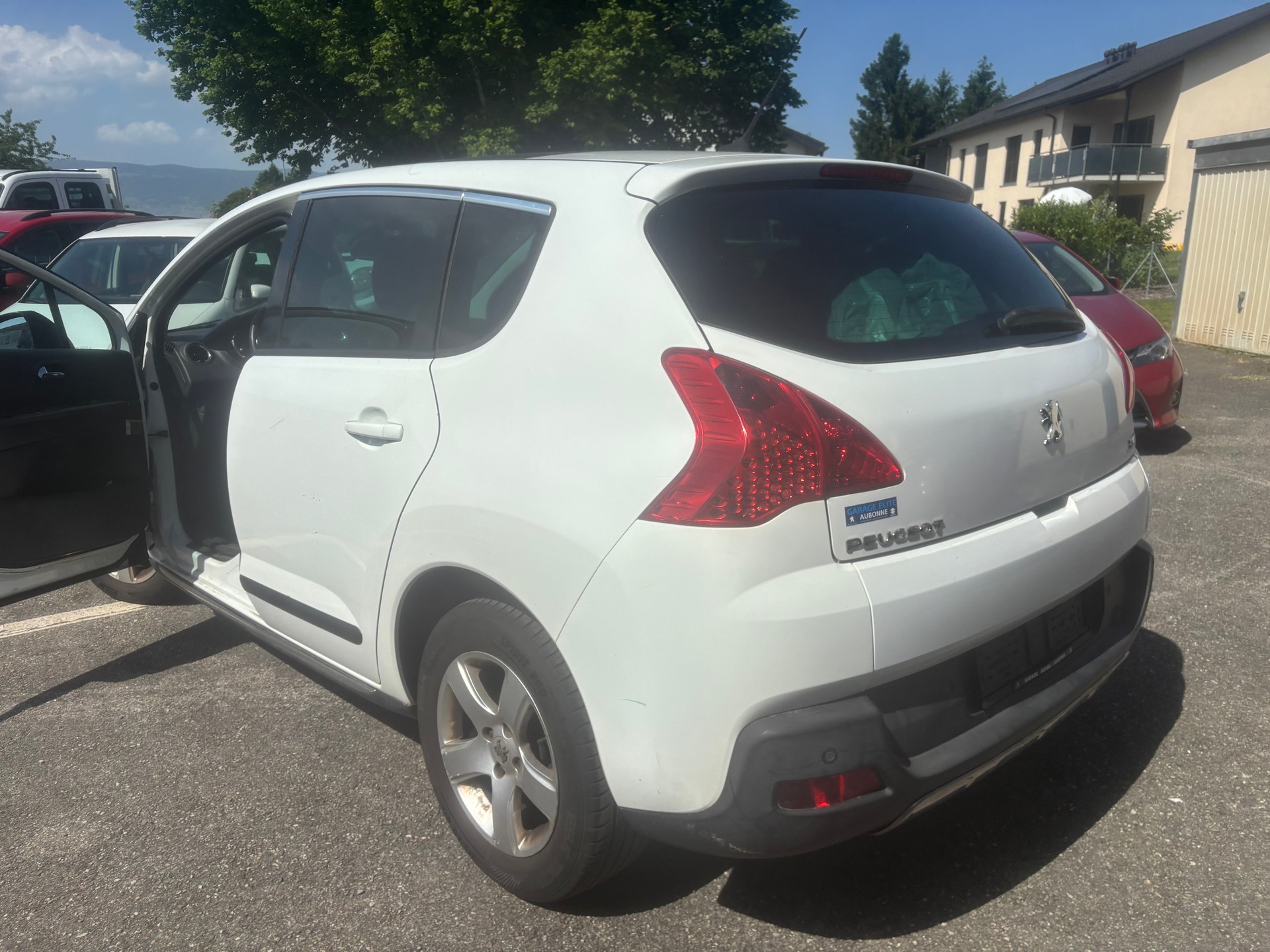 PEUGEOT 3008 1.6 16V T Platinum Tiptronic-image-4