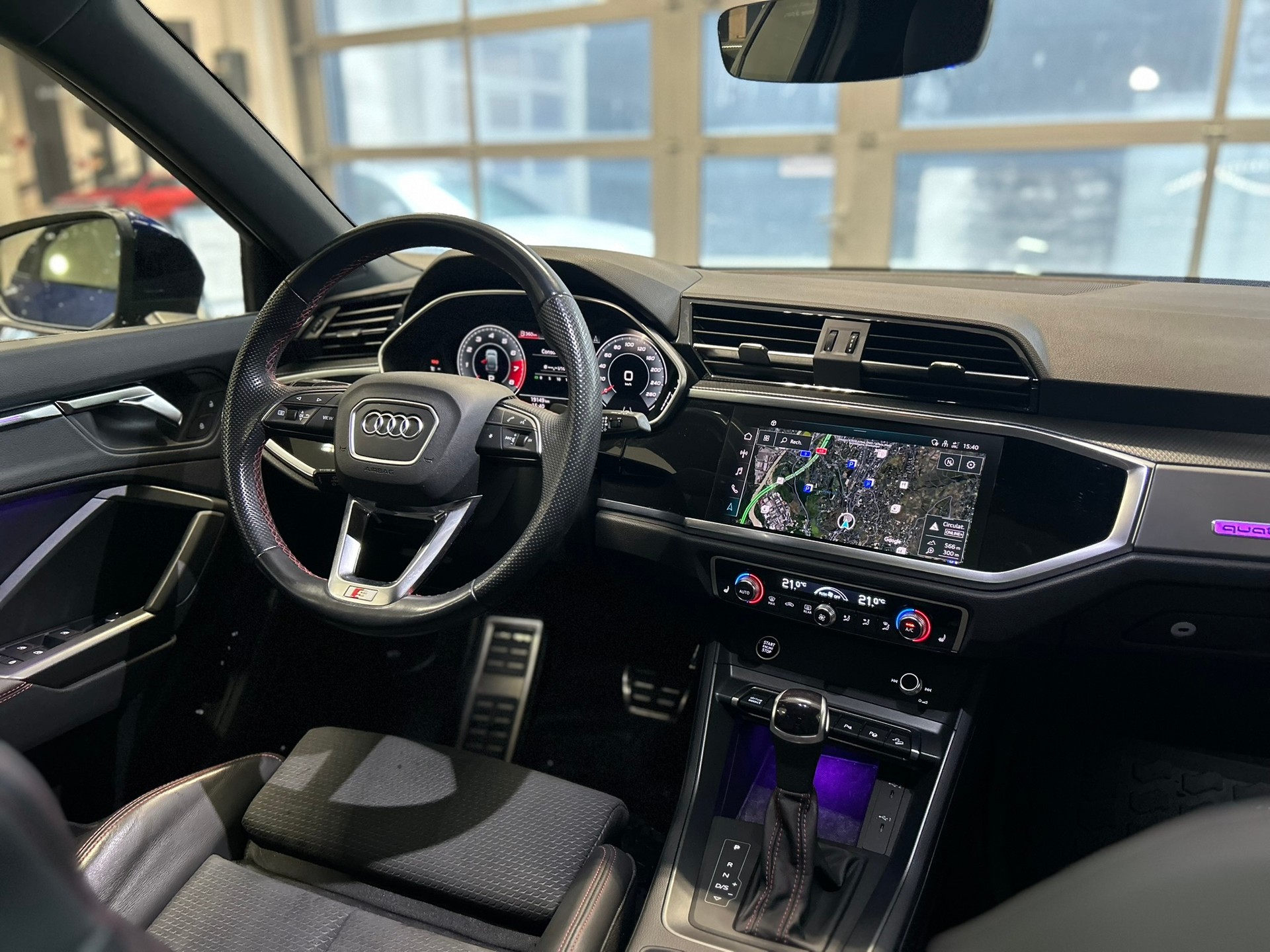 AUDI Q3 Sportback 45 TFSI S line quattro S-tronic-image-7