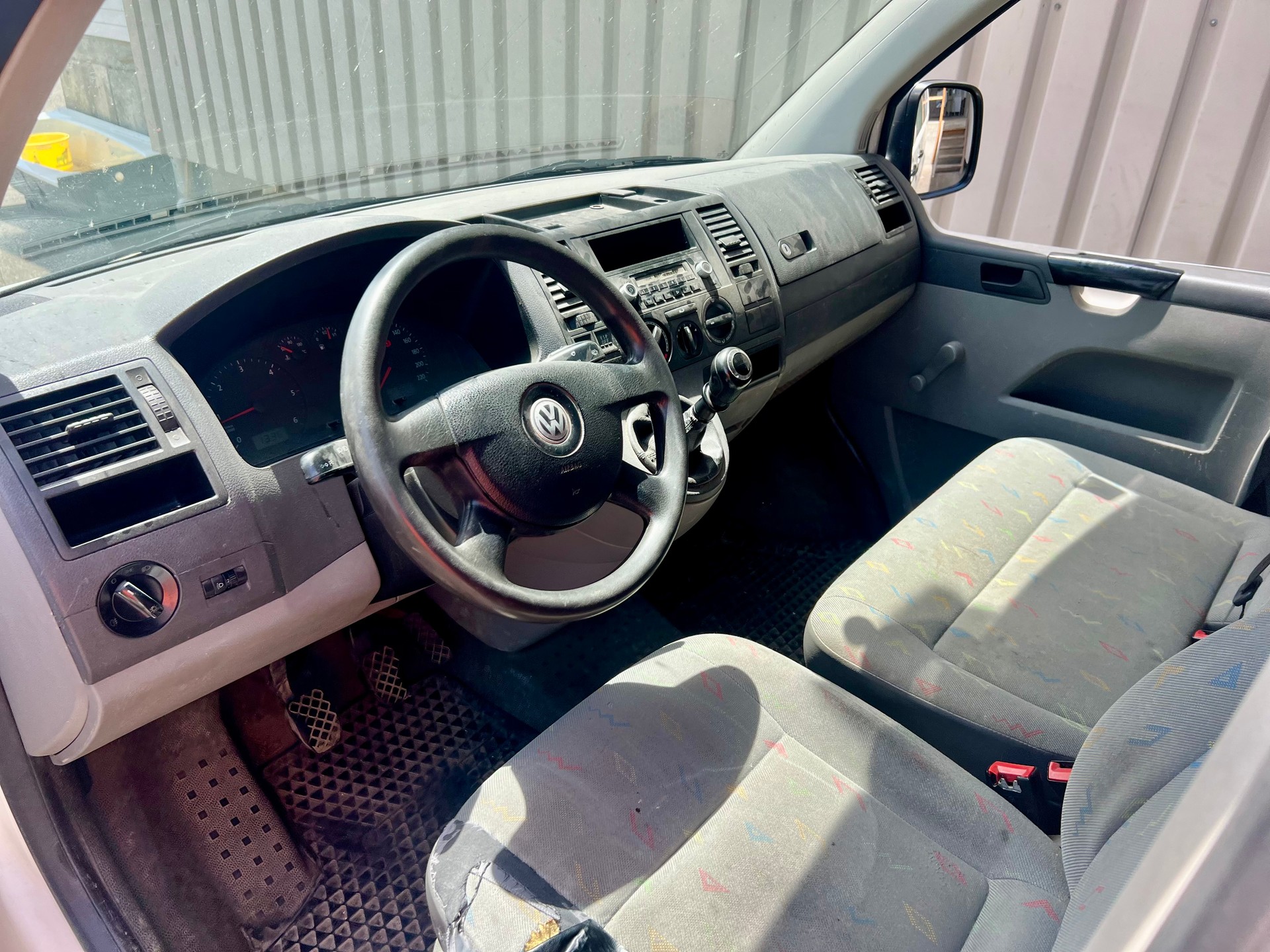 VW T5 2.5 TDI PD 4MOTION-image-10