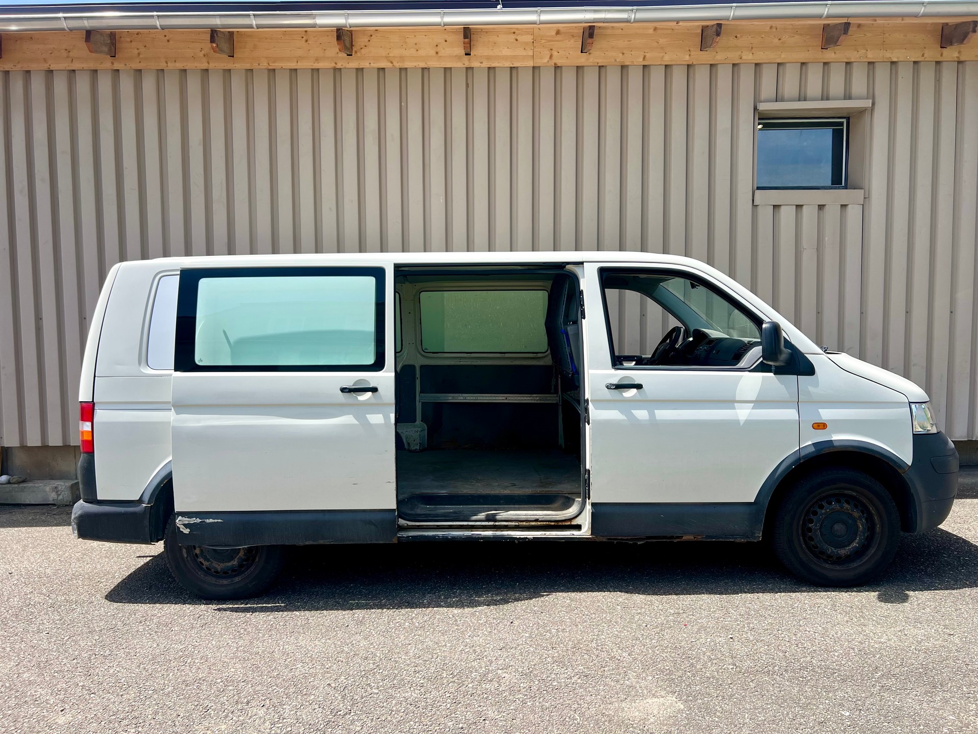 VW T5 2.5 TDI PD 4MOTION-image-8