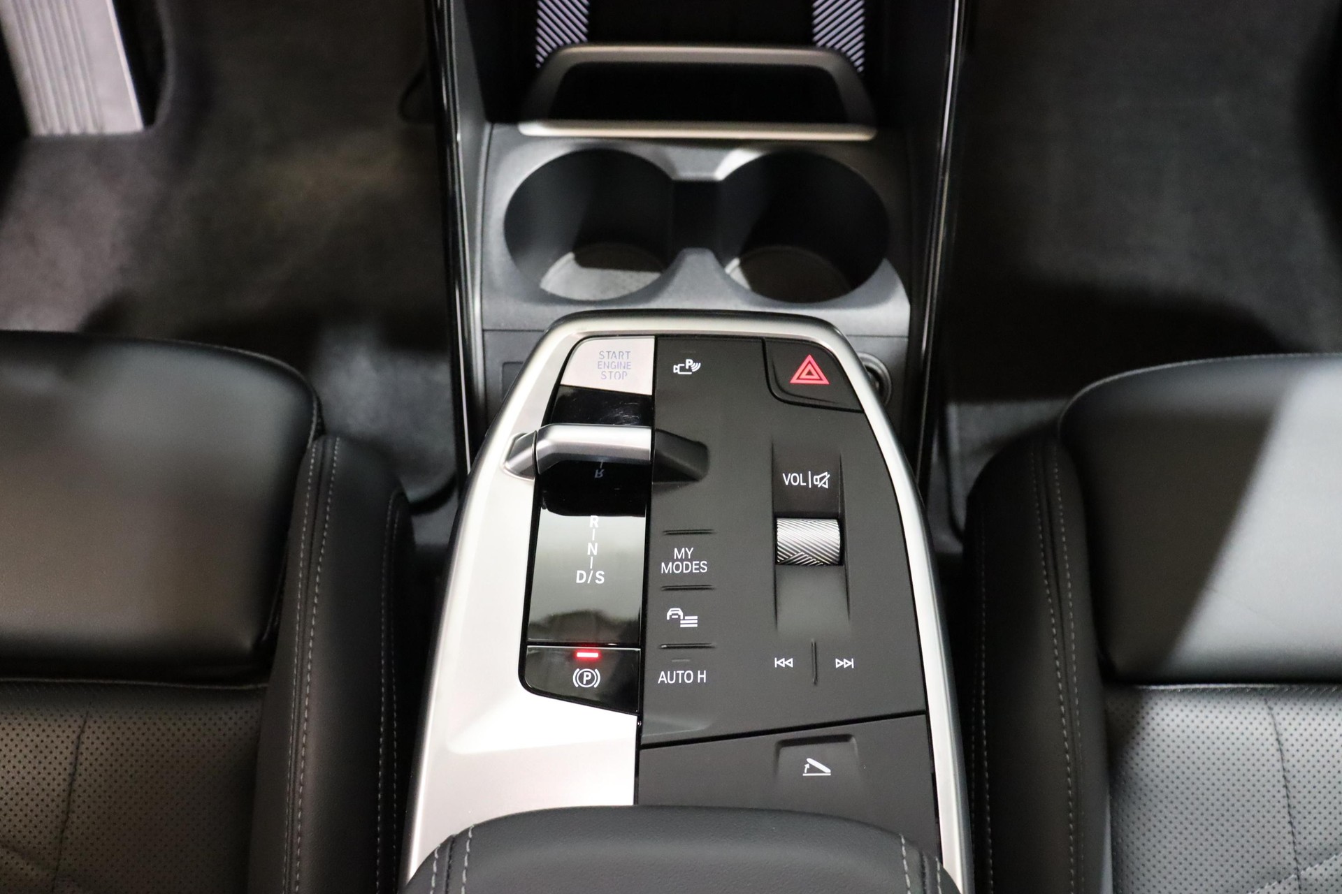 BMW 223i xDrive SDKG Active Tourer-image-10