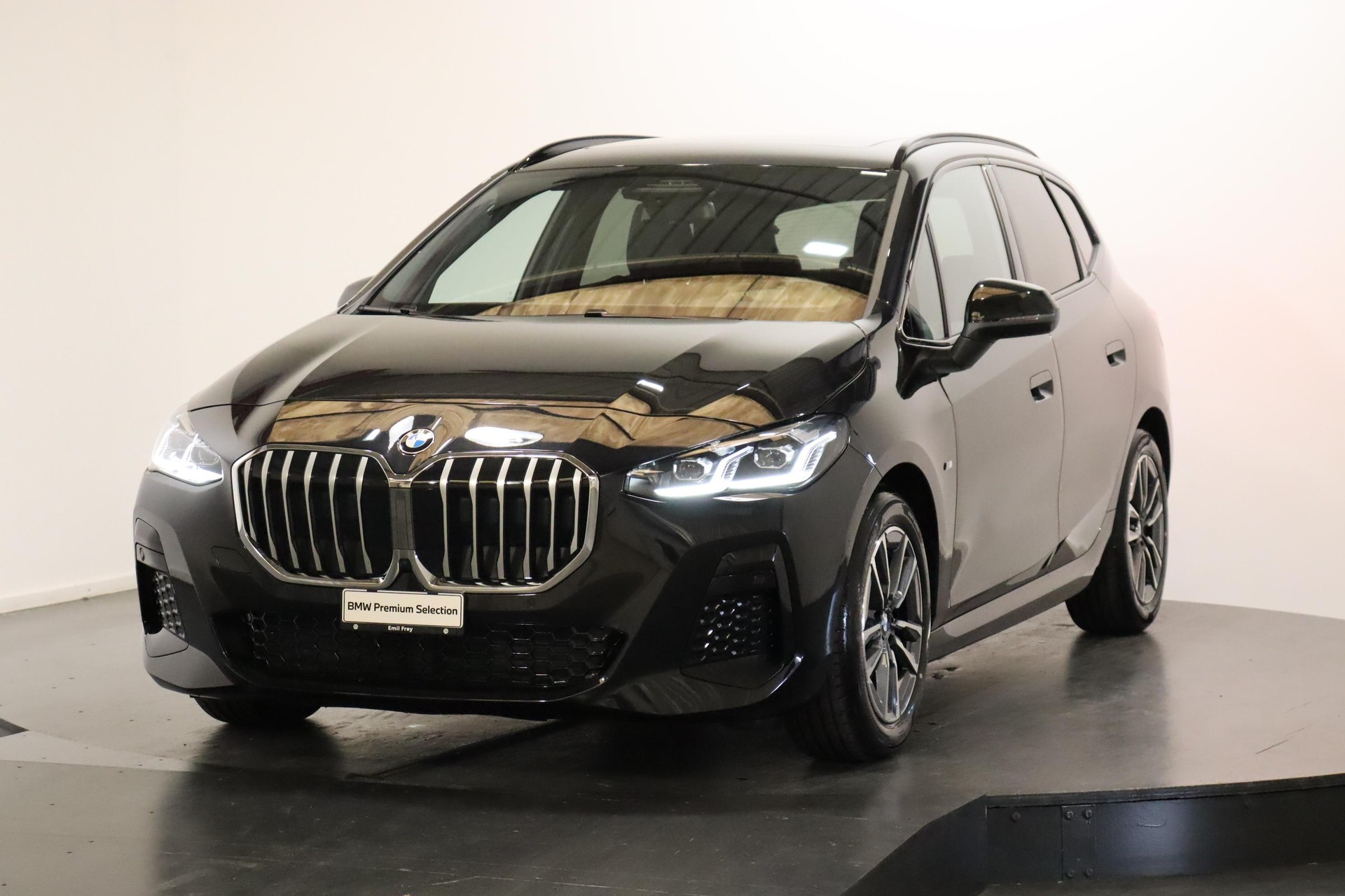 BMW 223i xDrive SDKG Active Tourer-image-0