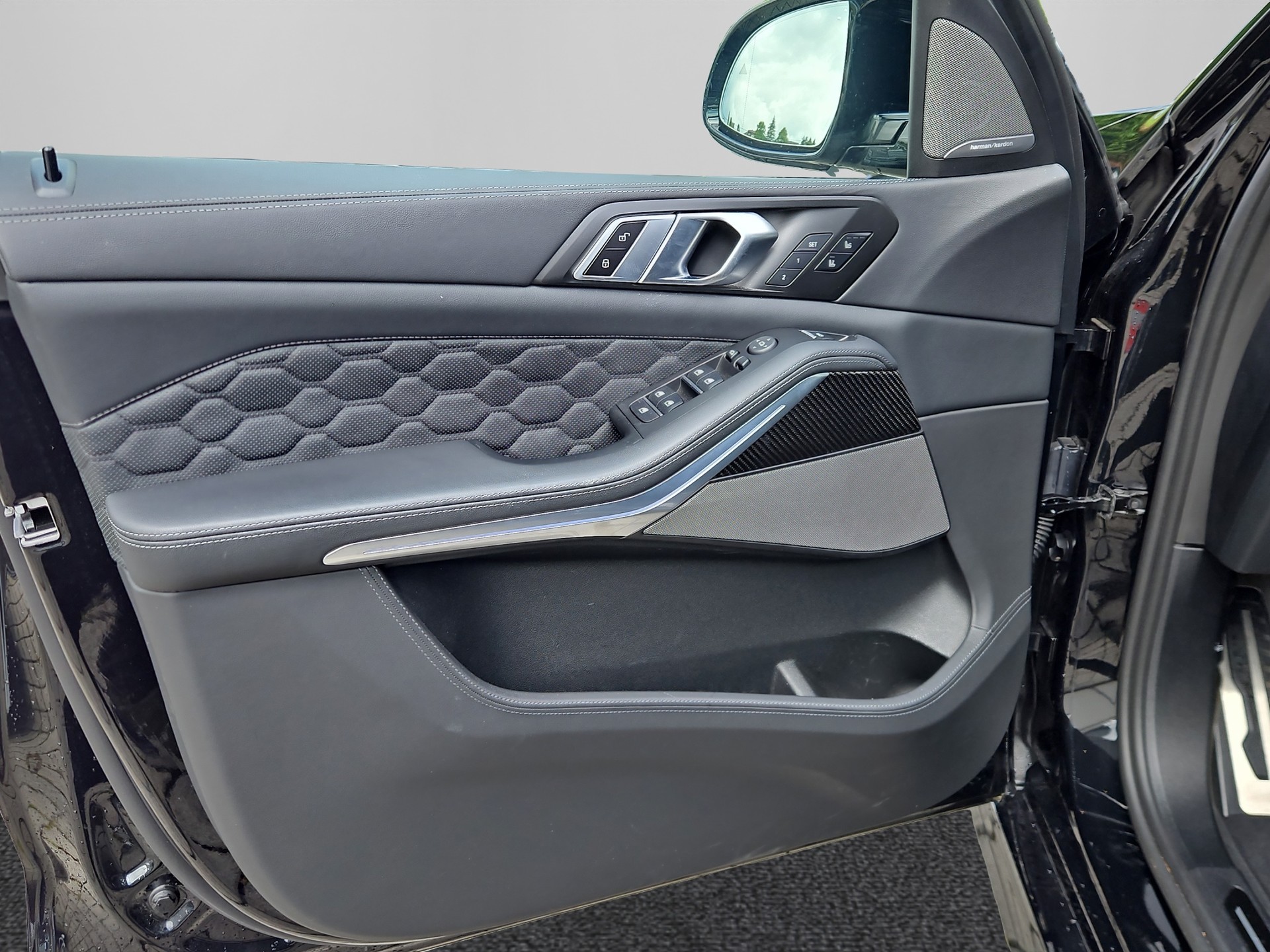 BMW X5 M Competition-image-9