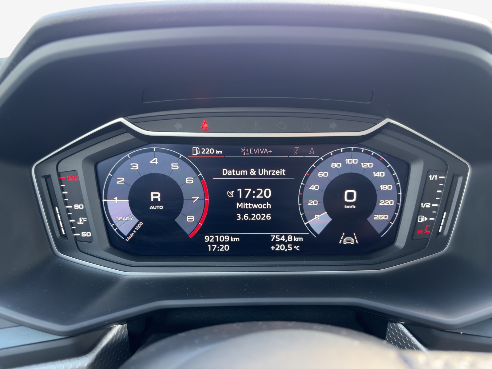 AUDI A1 Sportback 30 TFSI advanced S-tronic-image-14