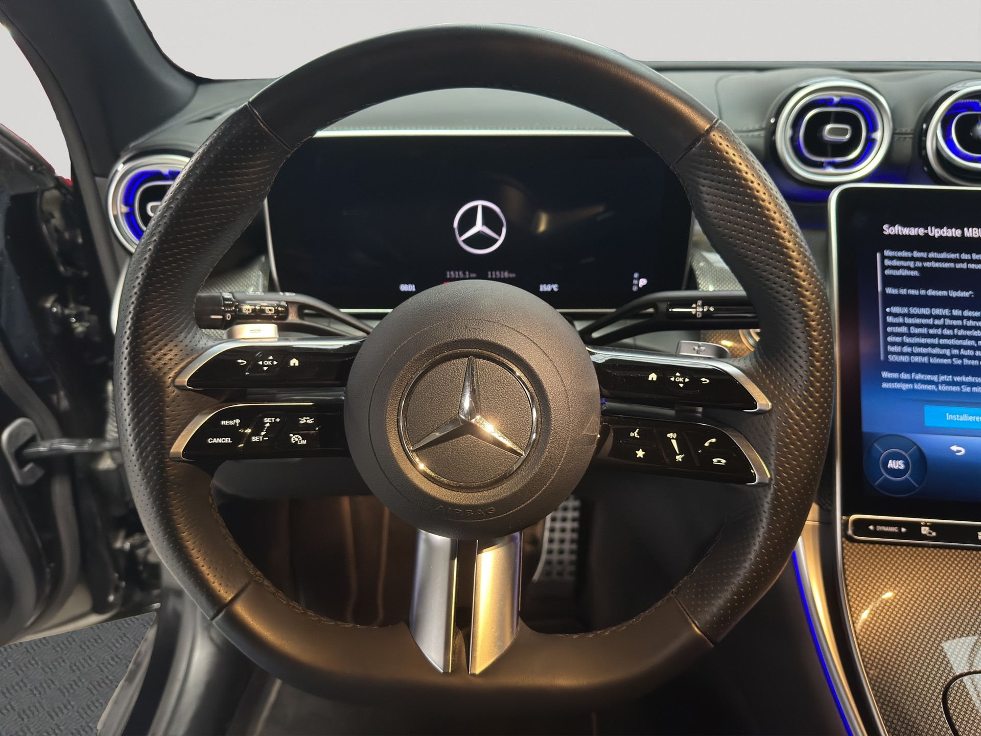 MERCEDES-BENZ C 300 d 4Matic AMG Line 9G-Tronic Night-image-8