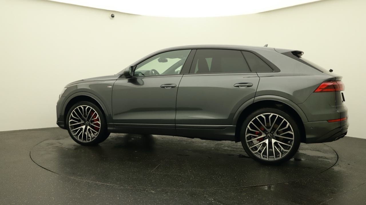 AUDI Q8 SUV TDI quattro 210 kW S line-showroom-element-2