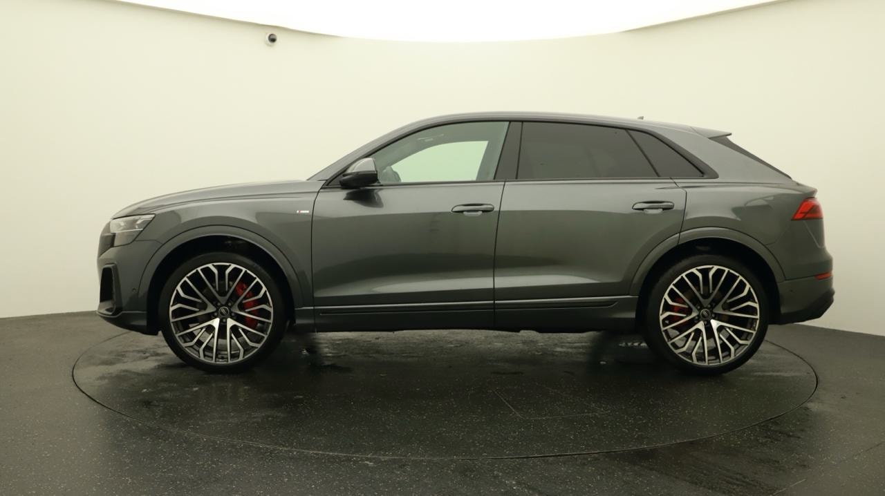 AUDI Q8 SUV TDI quattro 210 kW S line-showroom-element-1
