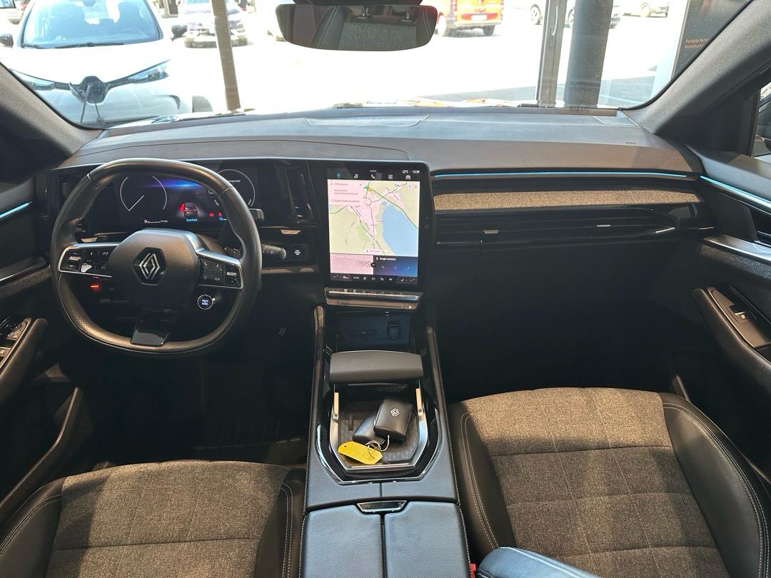 RENAULT Espace 1.2 E-Tech 200 Techno-image-9