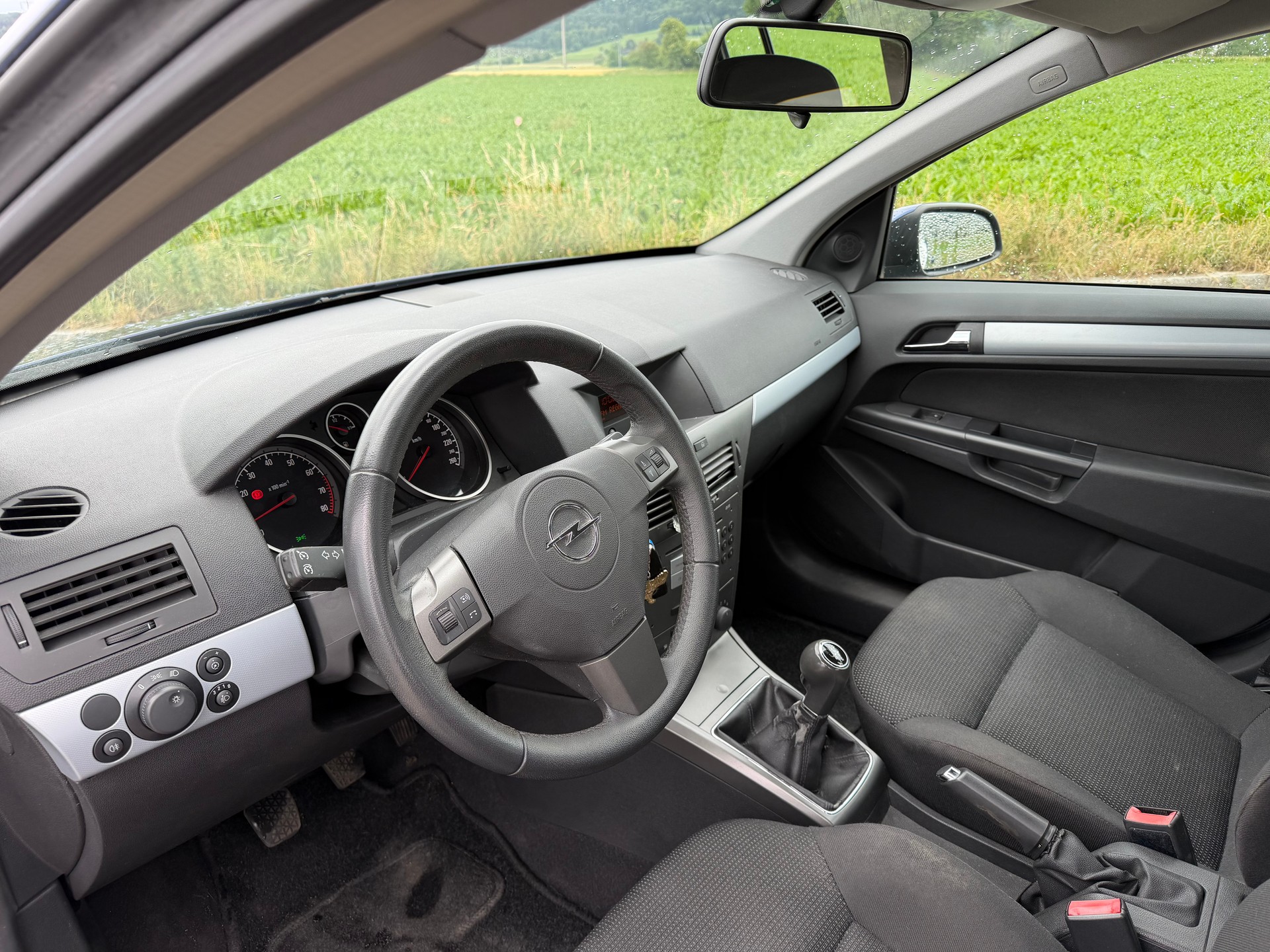 OPEL Astra 1.8i 16V Elegance **FRISCH AB MFK**-image-11