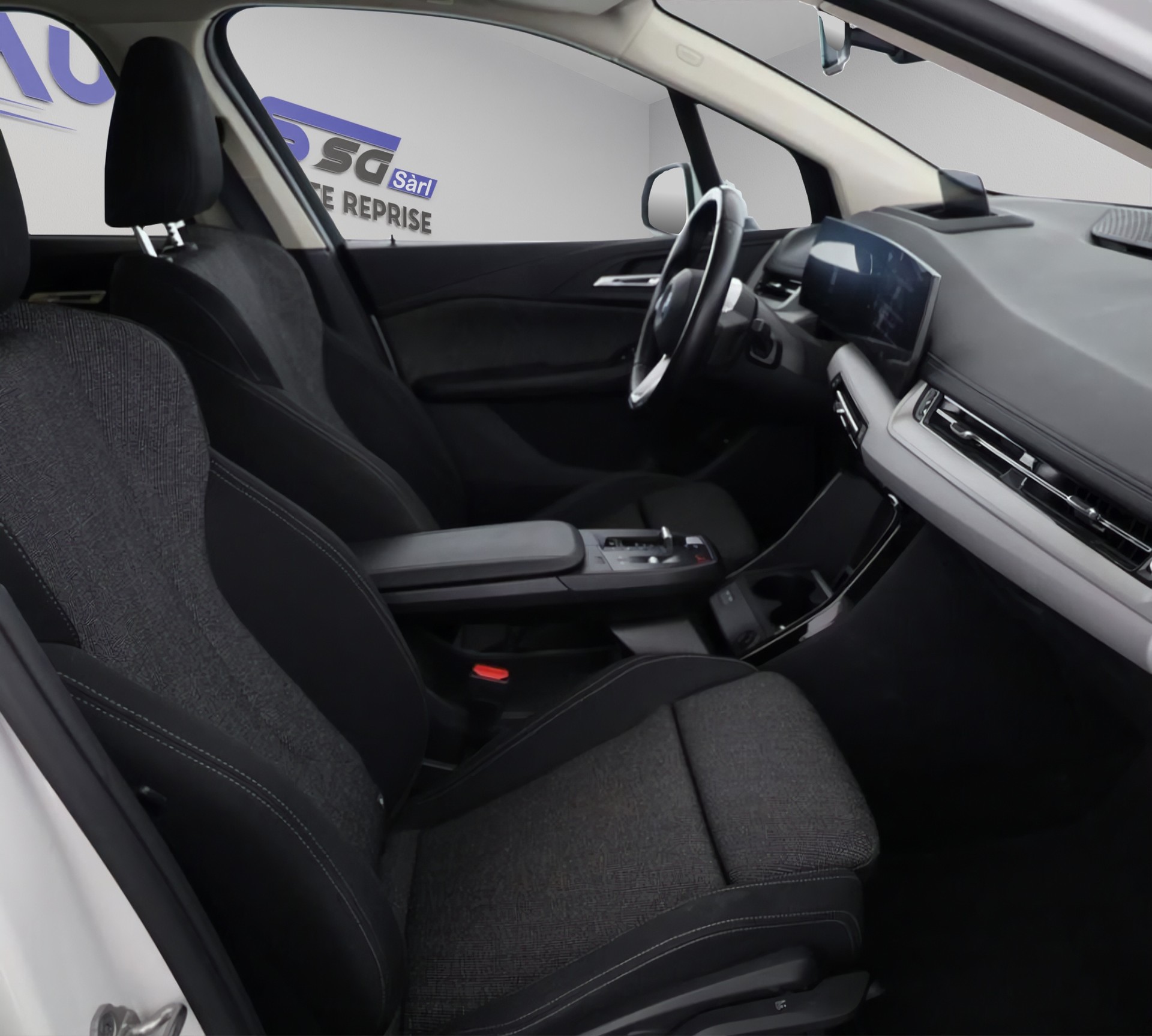 BMW 223d Active Tourer xDrive DKG-image-10