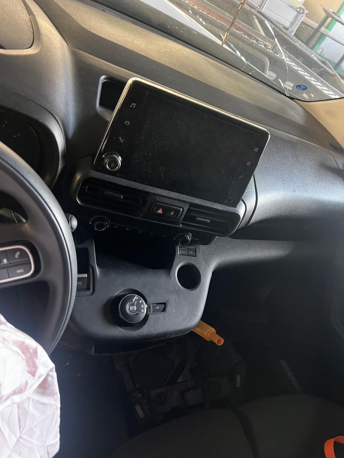 FIAT Doblo 1.5 BlueHDi L1 1000kg Pro A-image-8