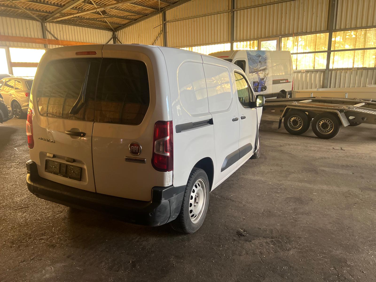FIAT Doblo 1.5 BlueHDi L1 1000kg Pro A-image-2
