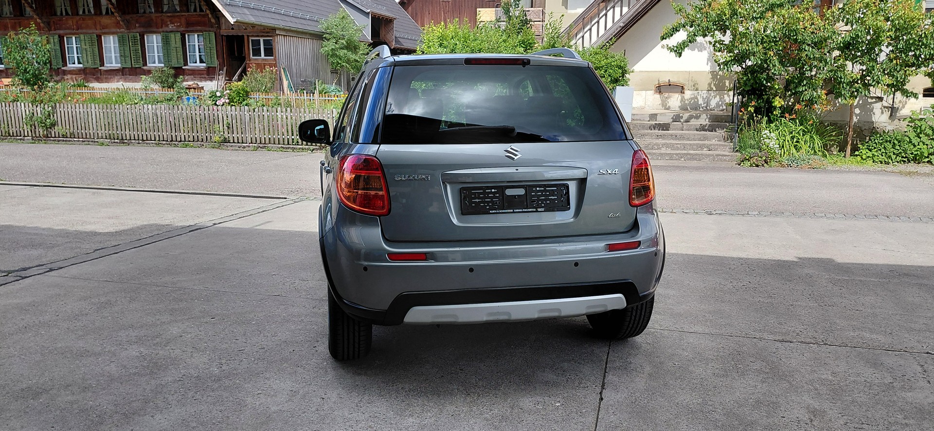 SUZUKI SX4 2.0 TD GL Top Sergio Cellano 4WD-image-3