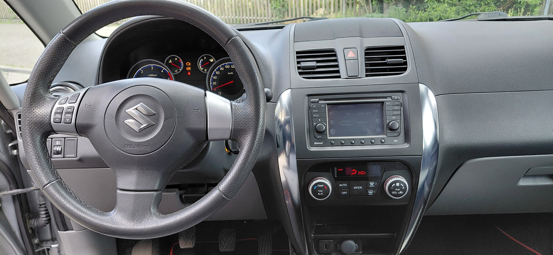 SUZUKI SX4 2.0 TD GL Top Sergio Cellano 4WD-image-10