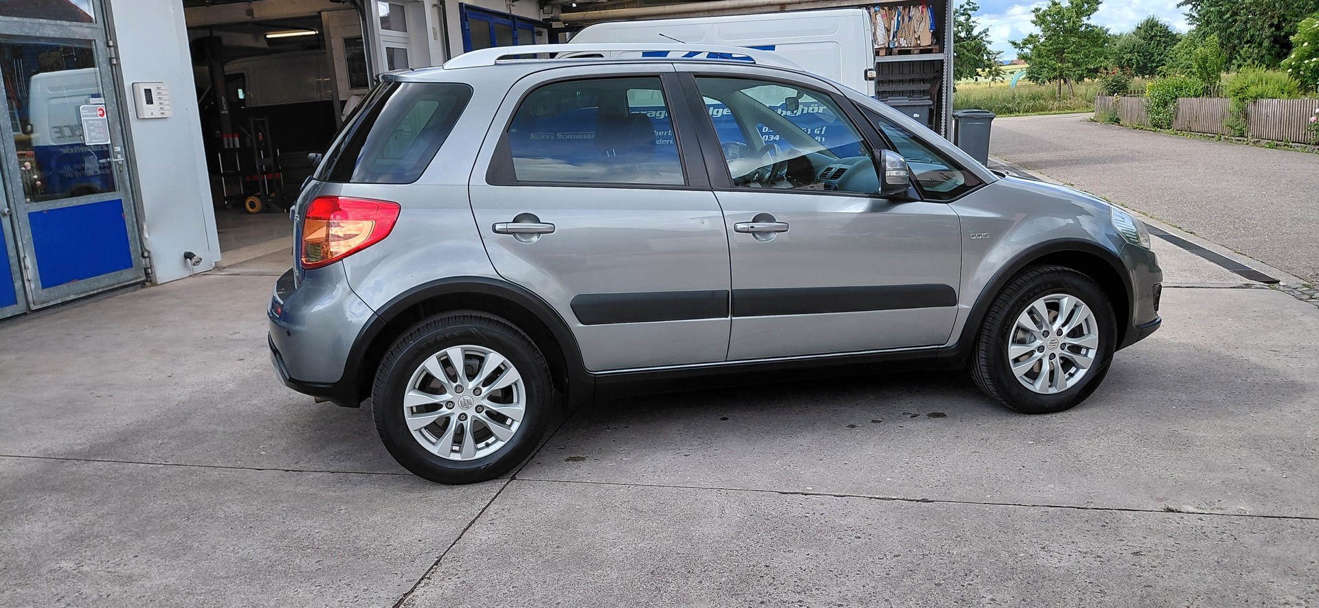 SUZUKI SX4 2.0 TD GL Top Sergio Cellano 4WD-image-5